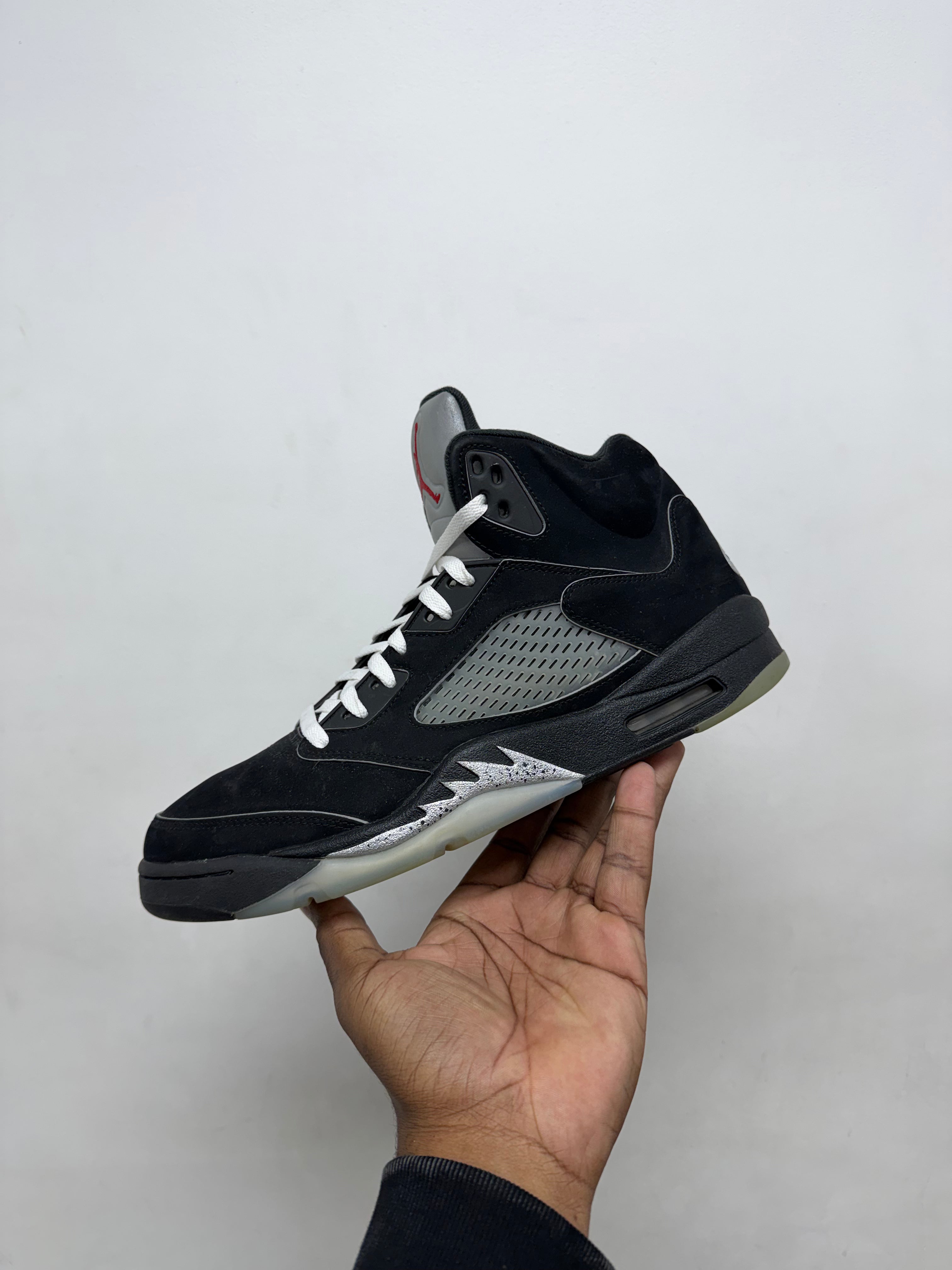 Jordan 5 Black Metallic Sneakers