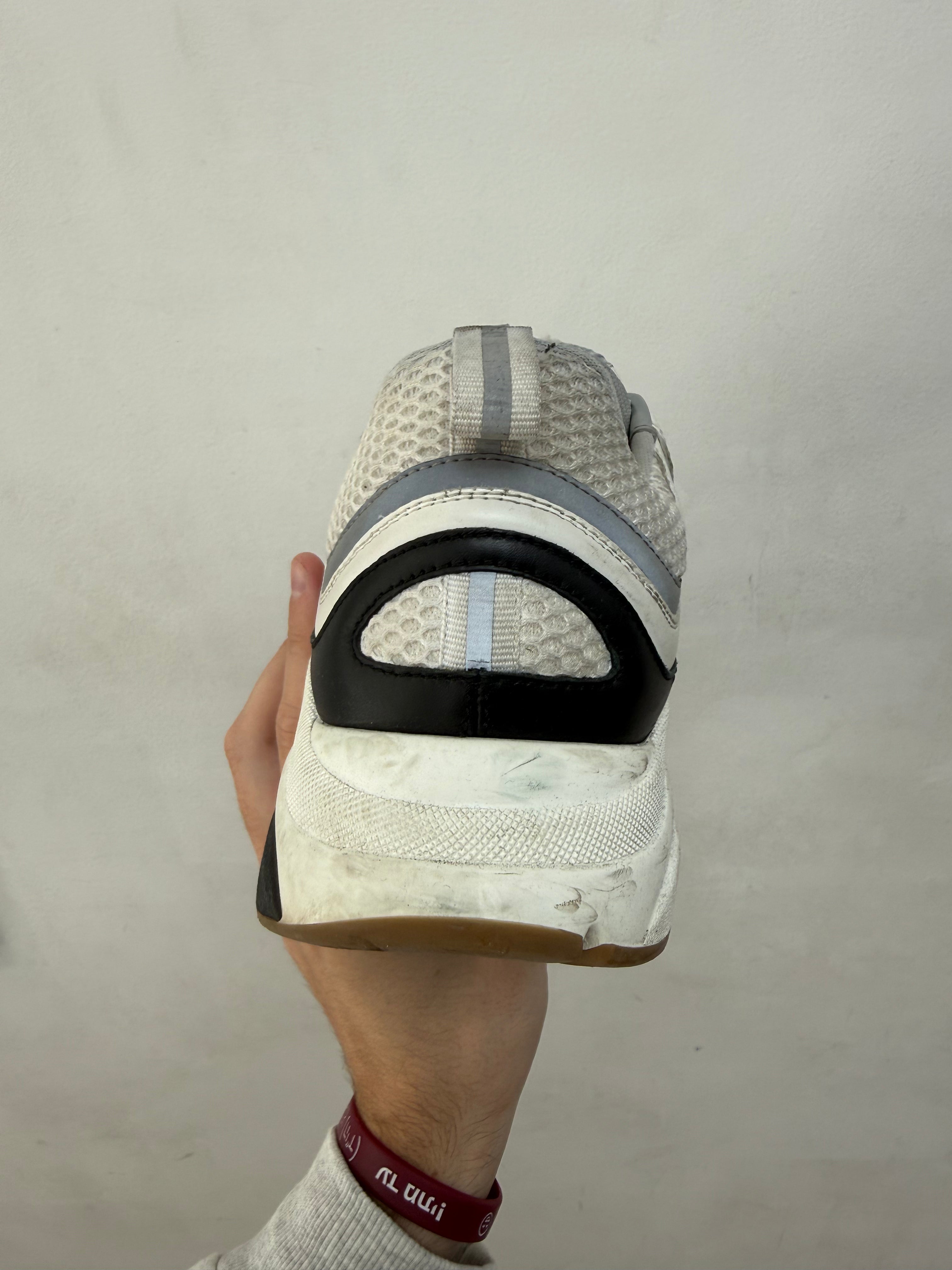 Dio B22 Black White Gum Sneakers