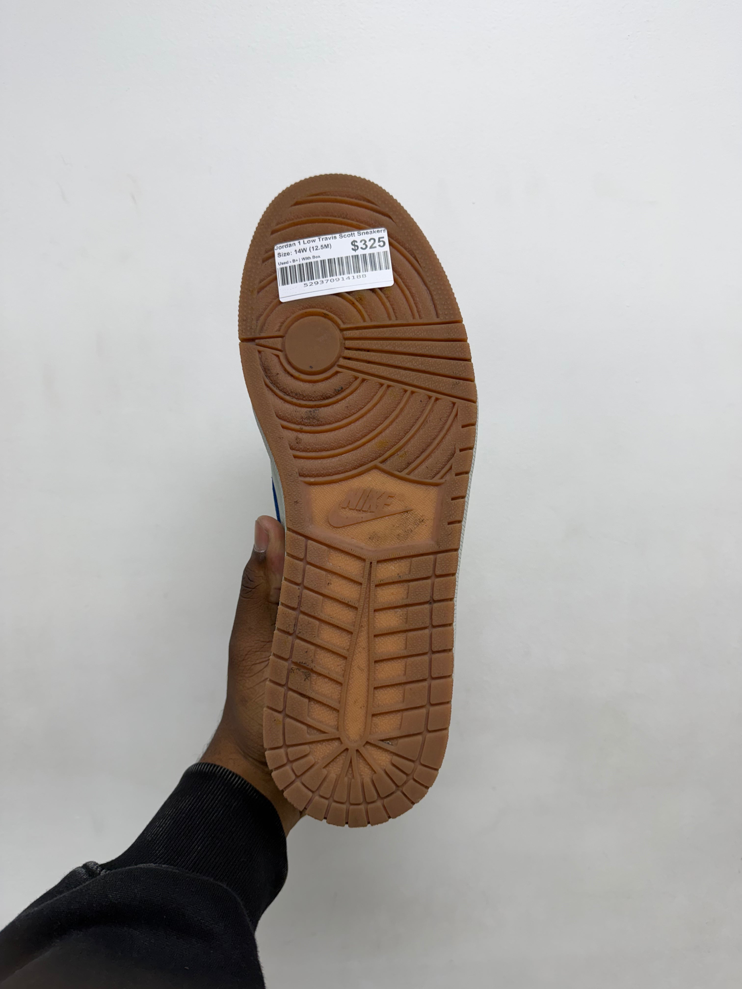 Jordan 1 Low Travis Scott Sneakers