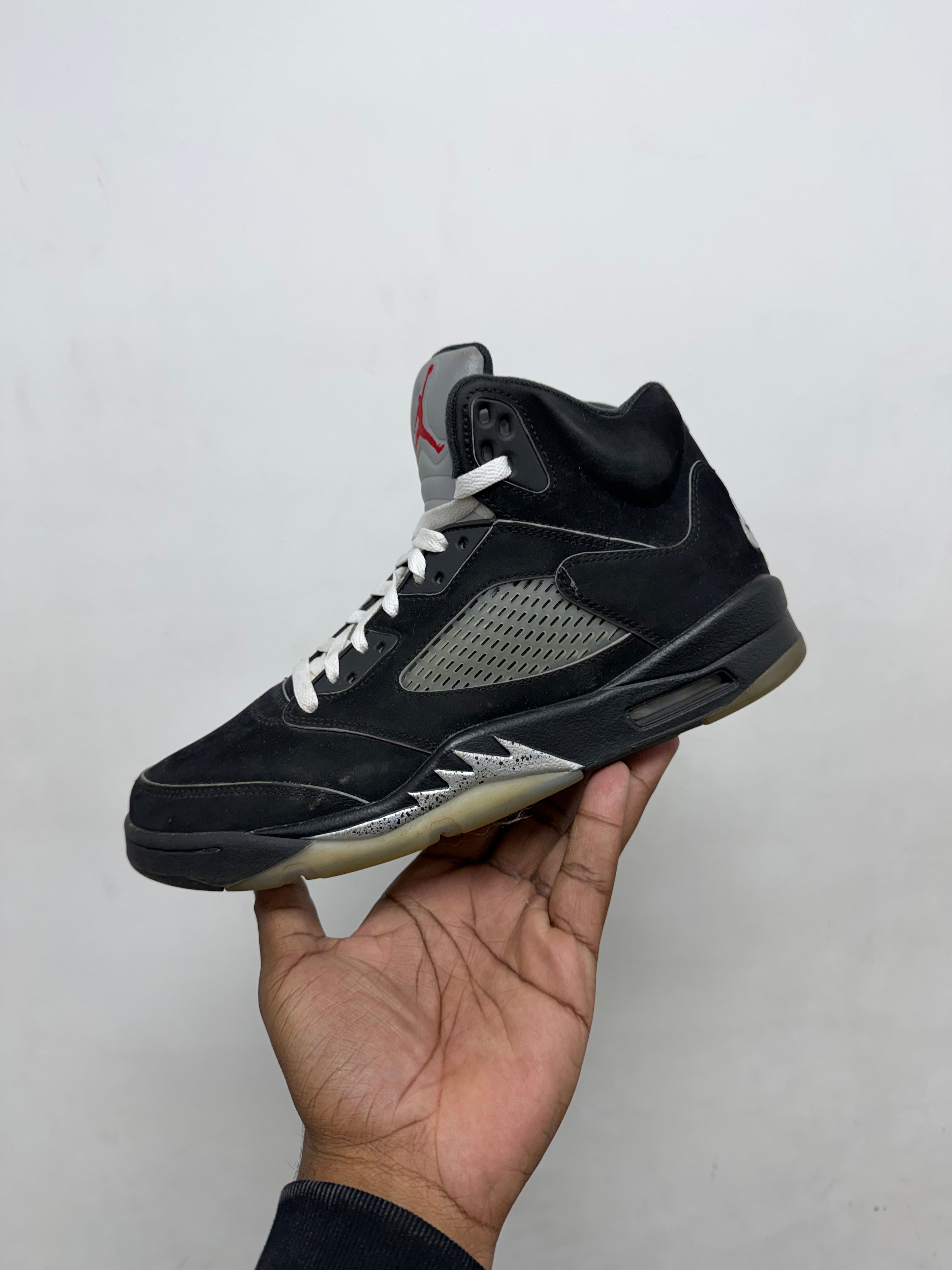 Jordan 5 Black Metallic Sneakers