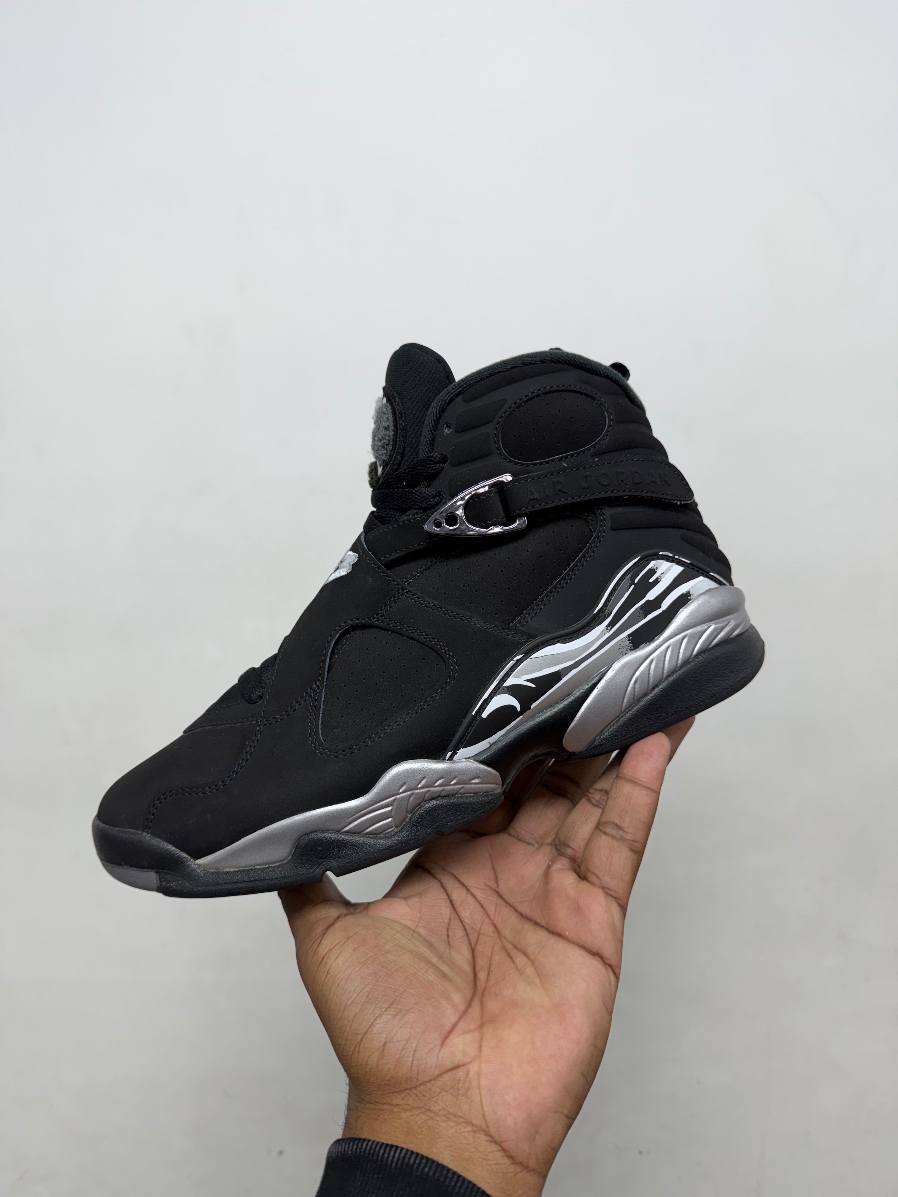 Jordan 8 Chrome Sneakers