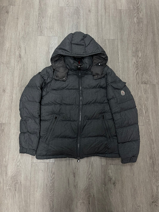 Moncler Puffer Jacket Grey (5) Used