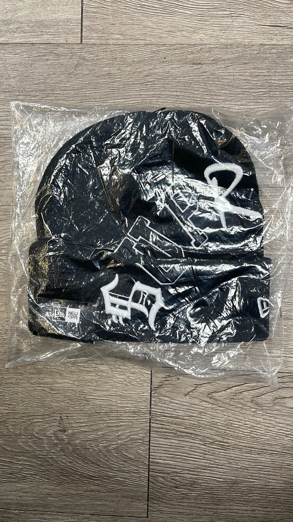 Supreme Black Embroidered Arc Logo Beanie