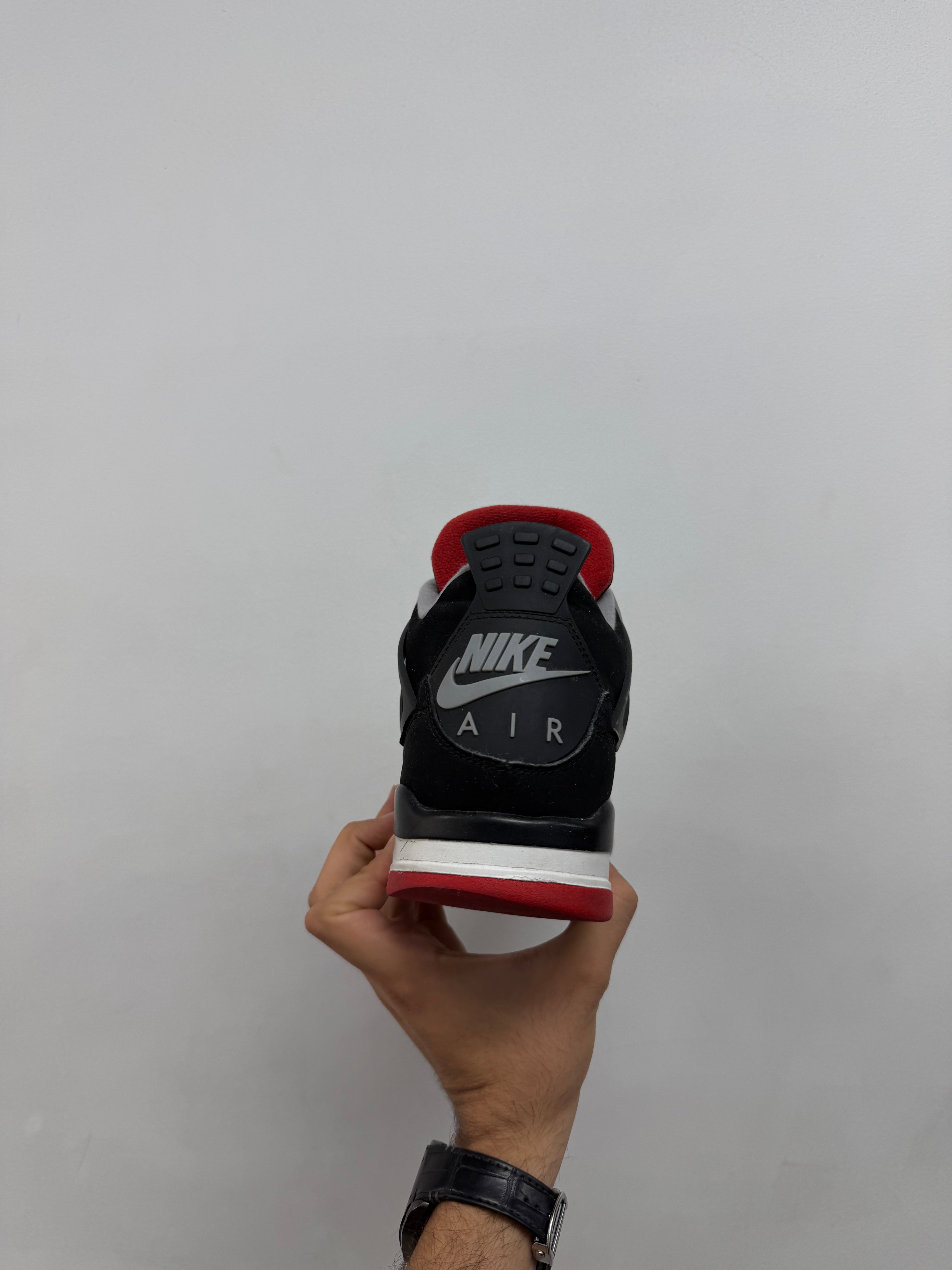 Jordan 4 Bred (2019) Sneakers