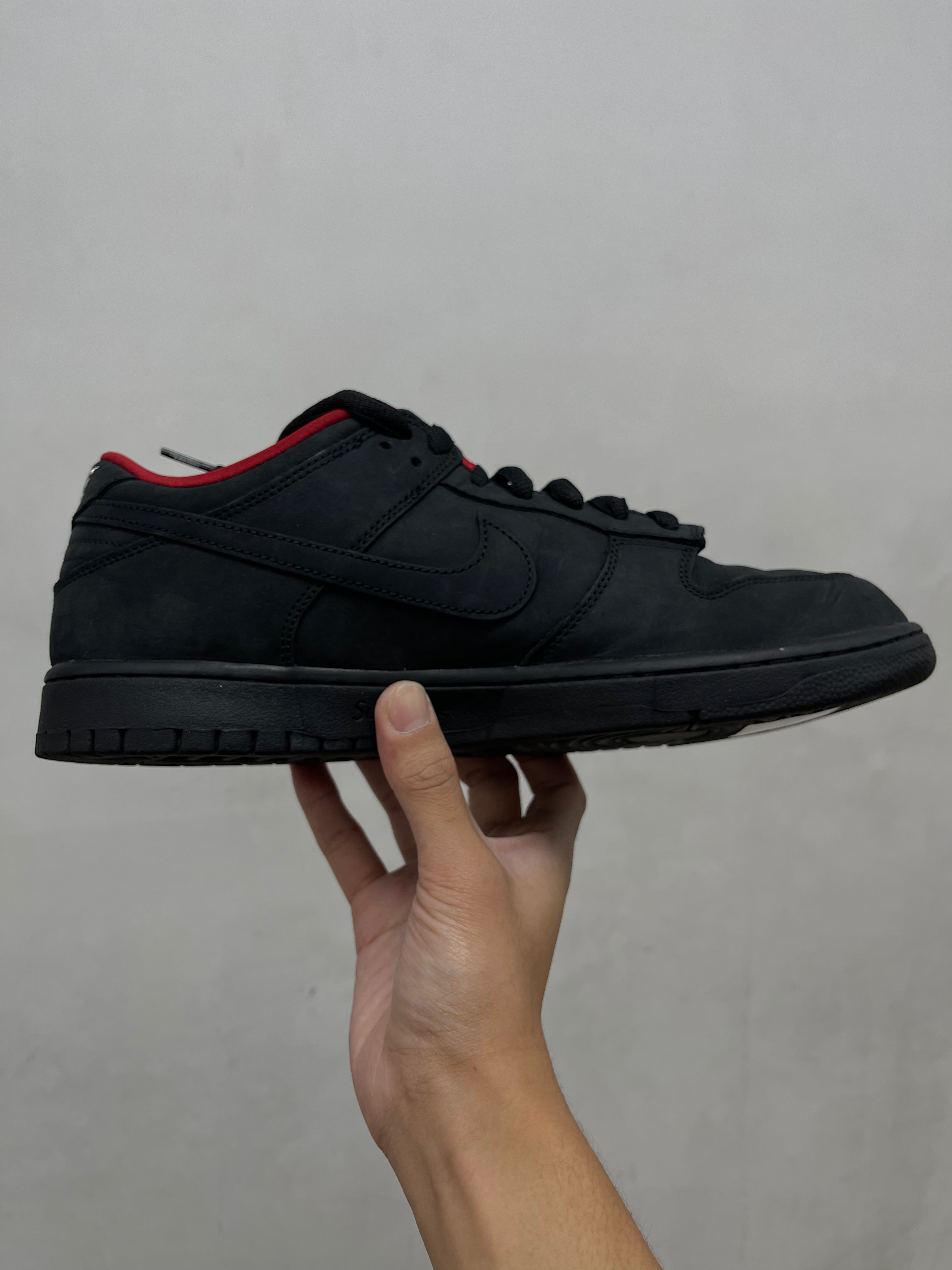 Nike SB Dunk Low Supreme 94 Sneakers