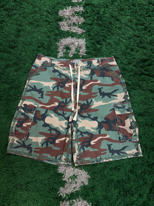 VALE Camo Thorn Shorts Used