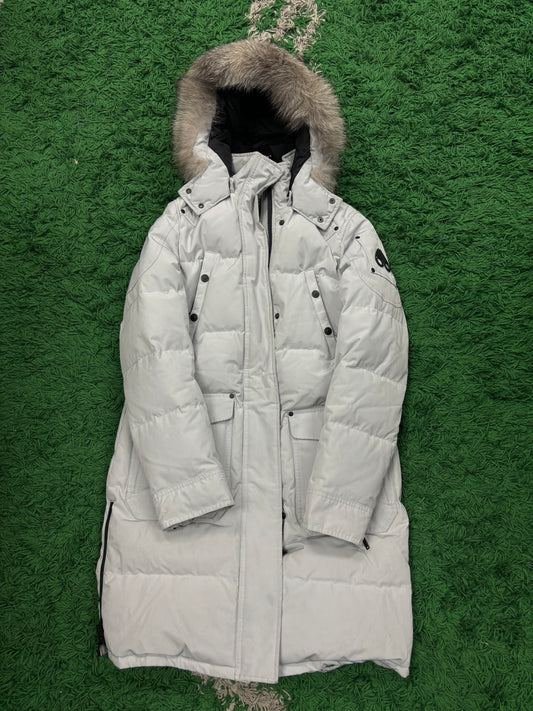 Moose Knuckles Females Long Jacket Grey Fur Used Medium N/A