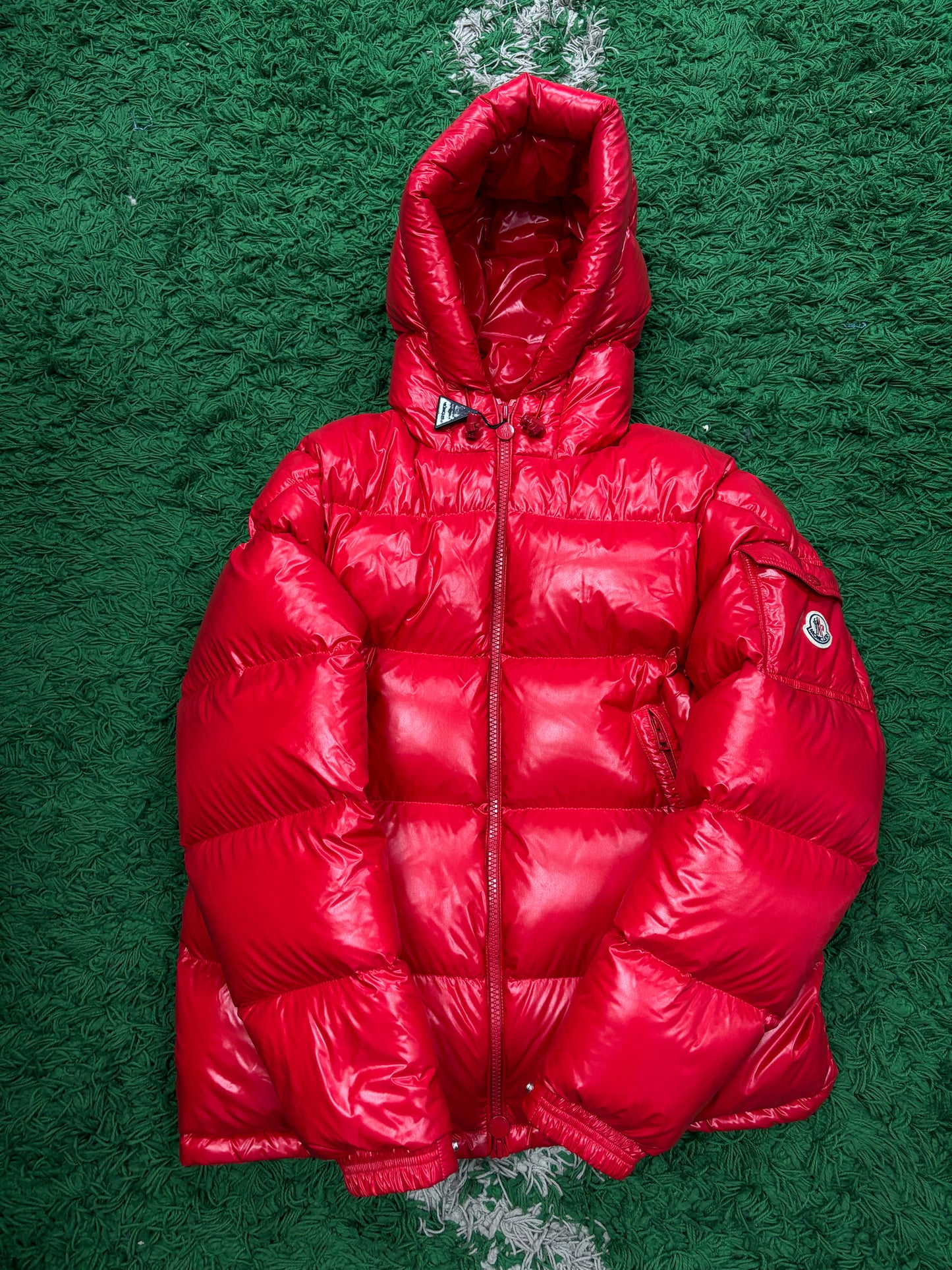 Moncler Maya Red Used Small N/A