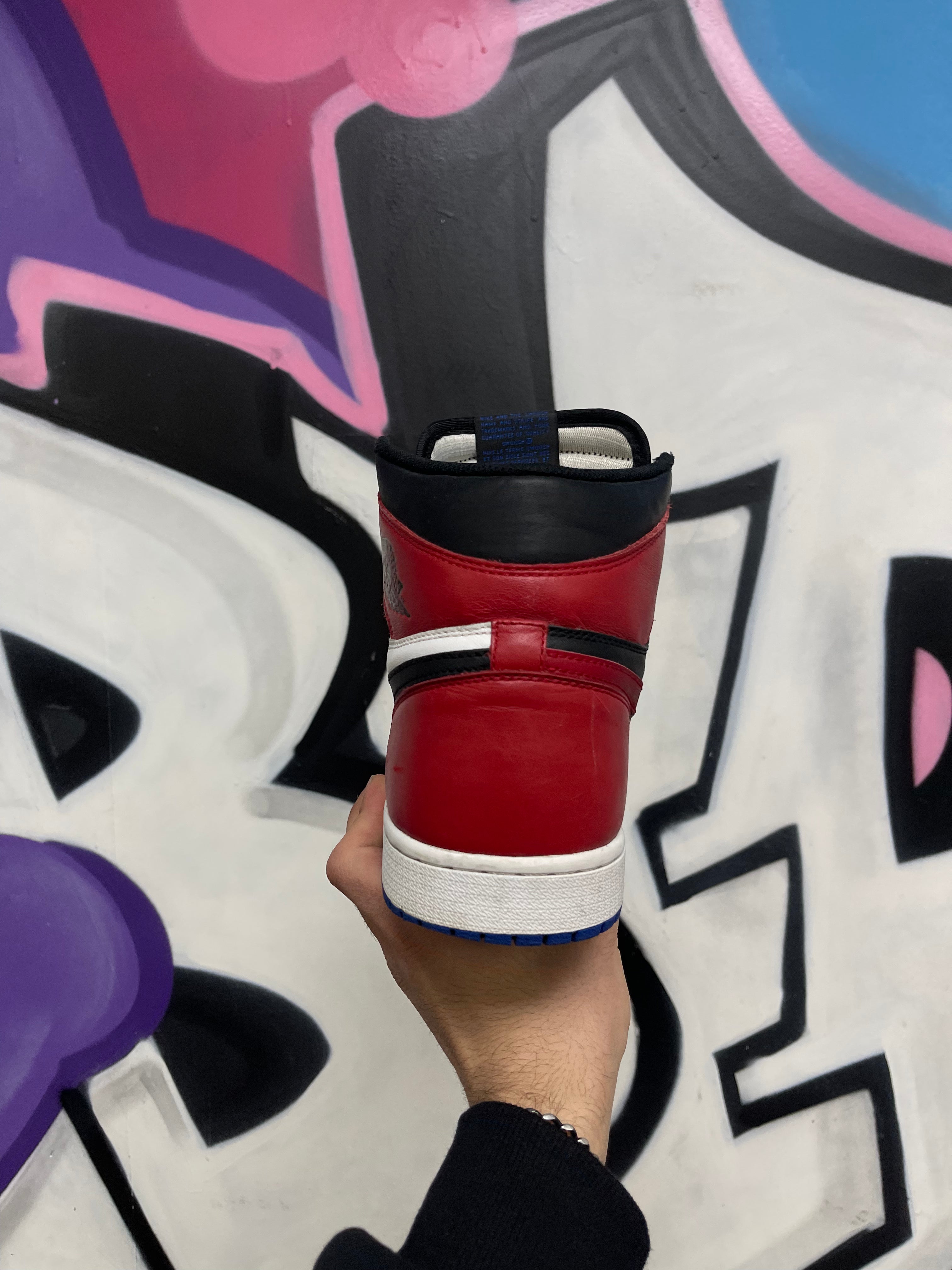 Nike Jordan 1 Top 3 Sneakers