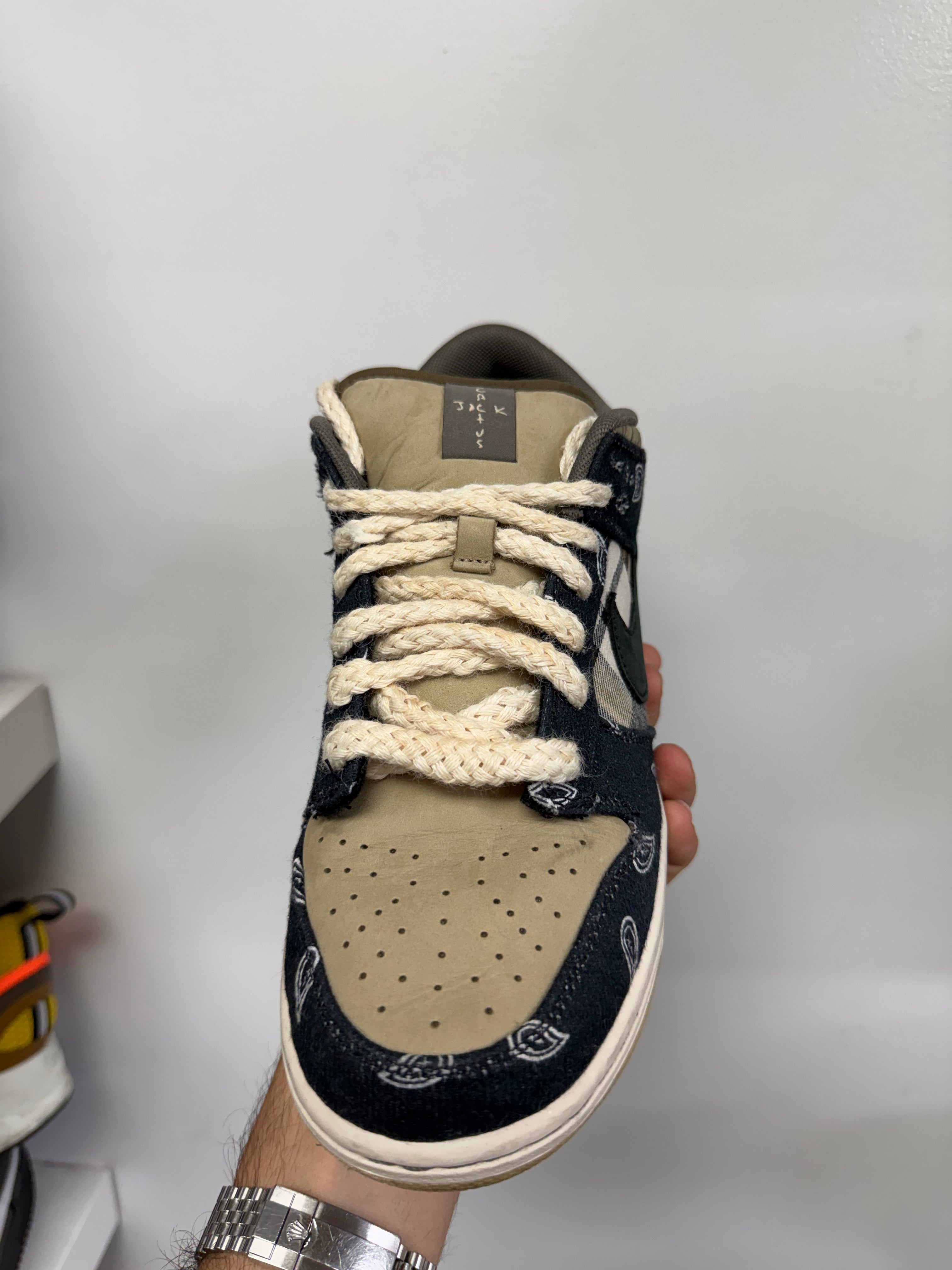 Nike SB Dunk Low Travis Scott Sneakers