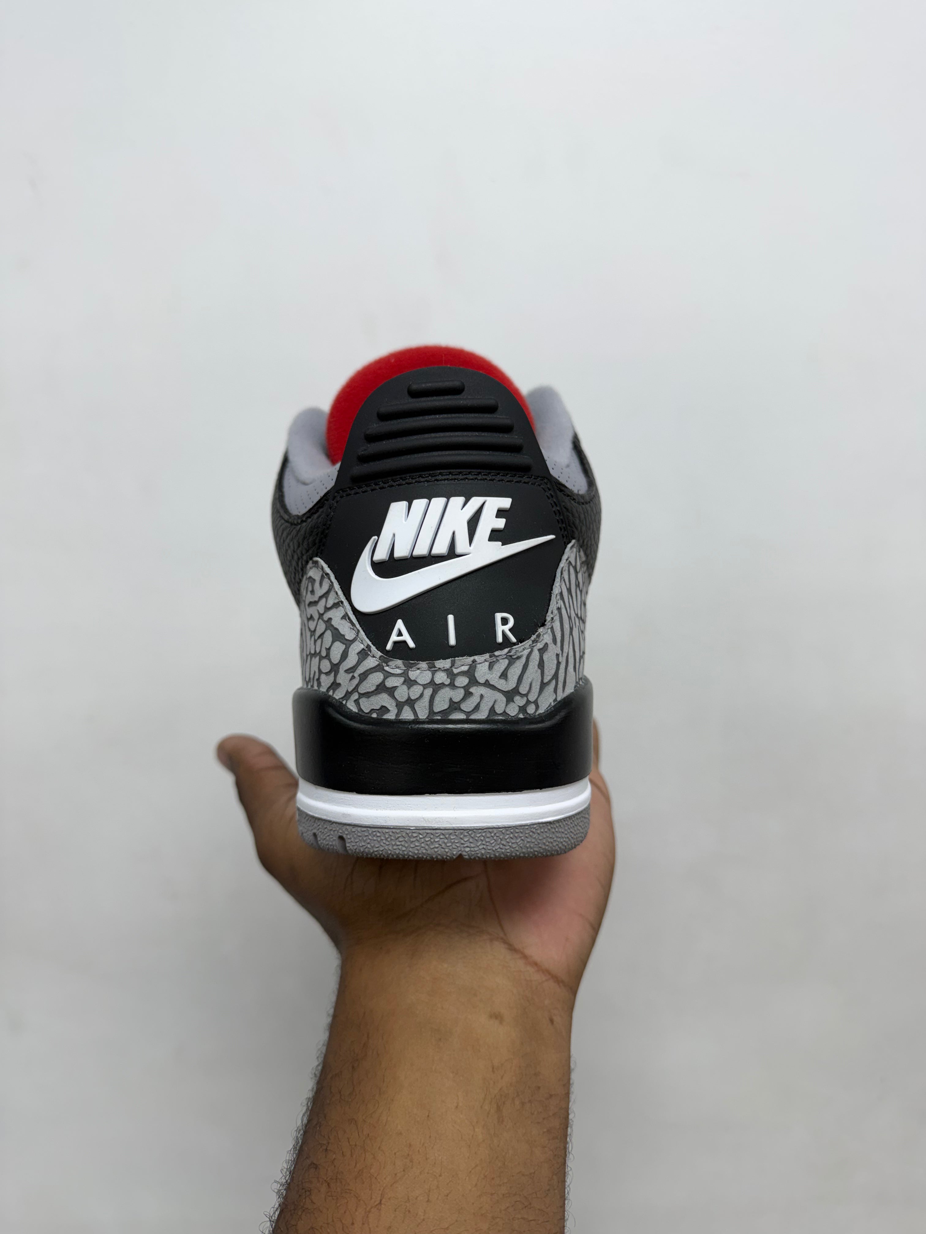 NIke Jordan 3 Black Cement (2018) Sneakers
