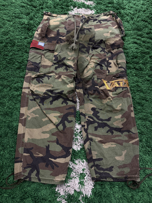 VALE State Camo Cargo Pants Used 32 N/A