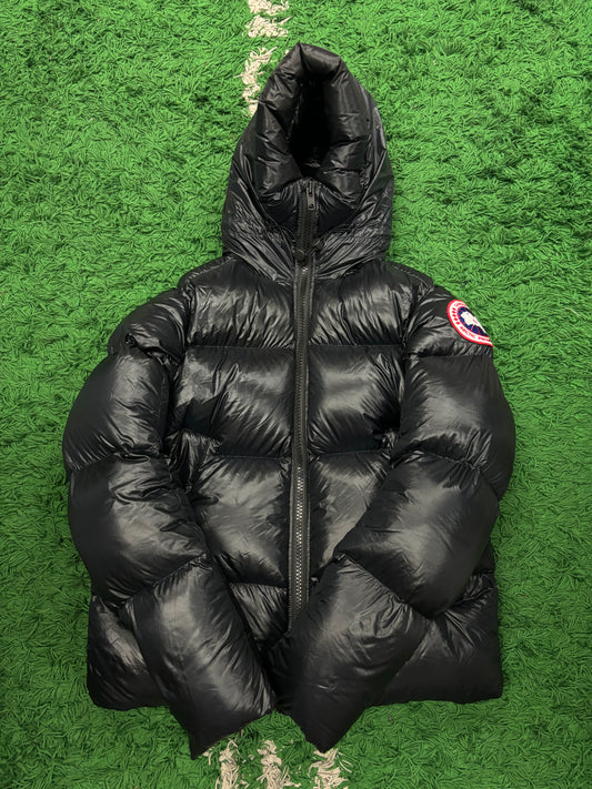 Canada Goose Puffer Jacket Black Used Medium N/A