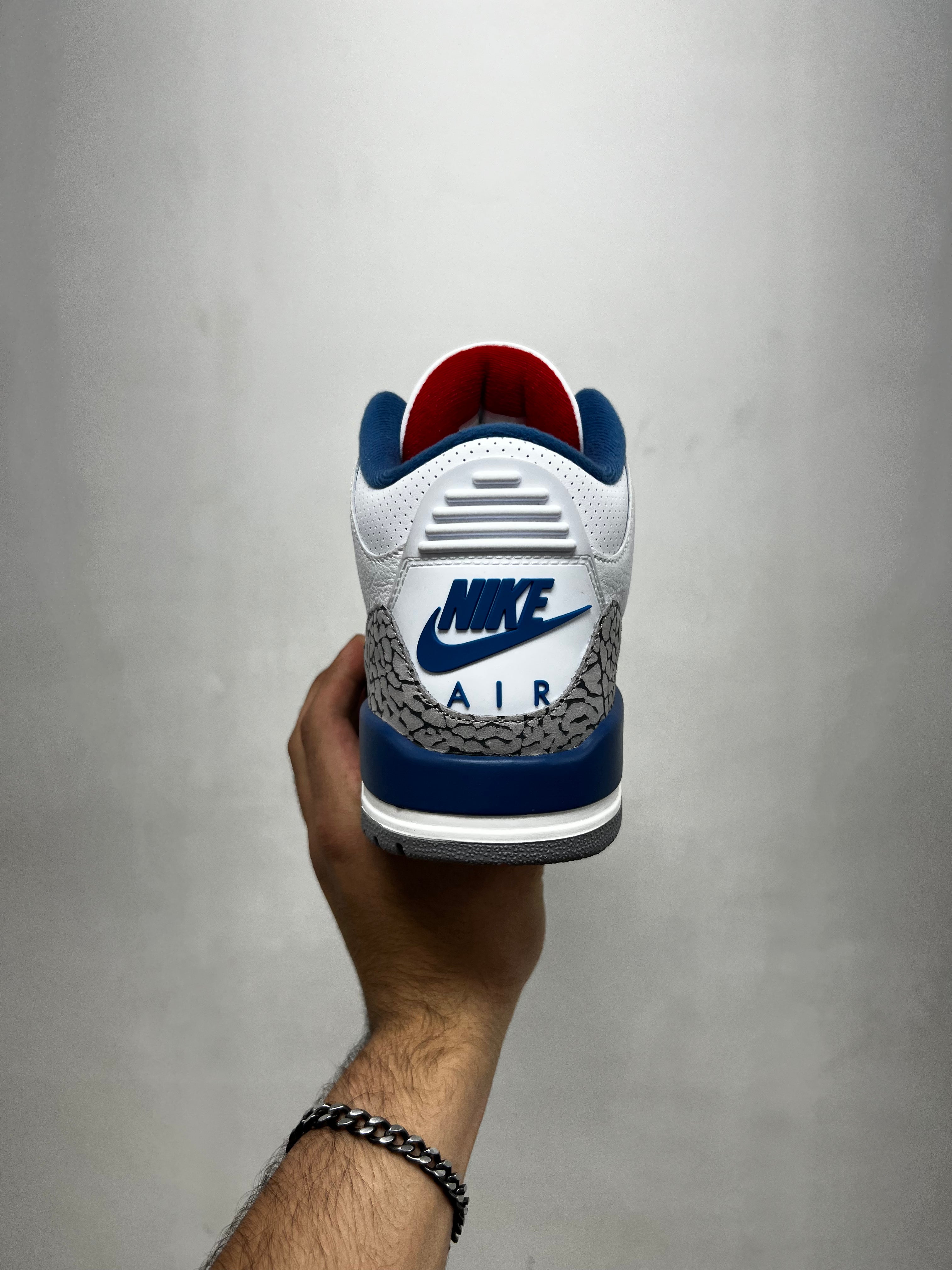 Jordan 3 True Blue Sneakers