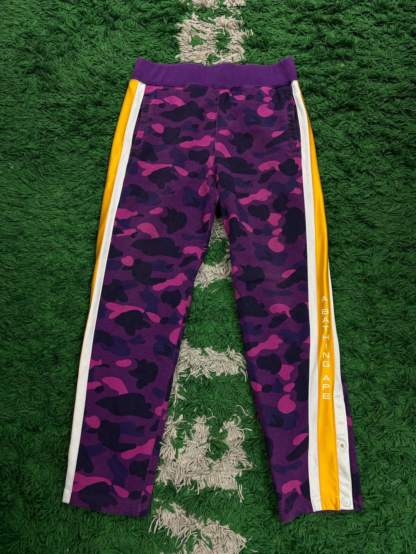 BAPE Sweats Purple Yellow Used Large N/A