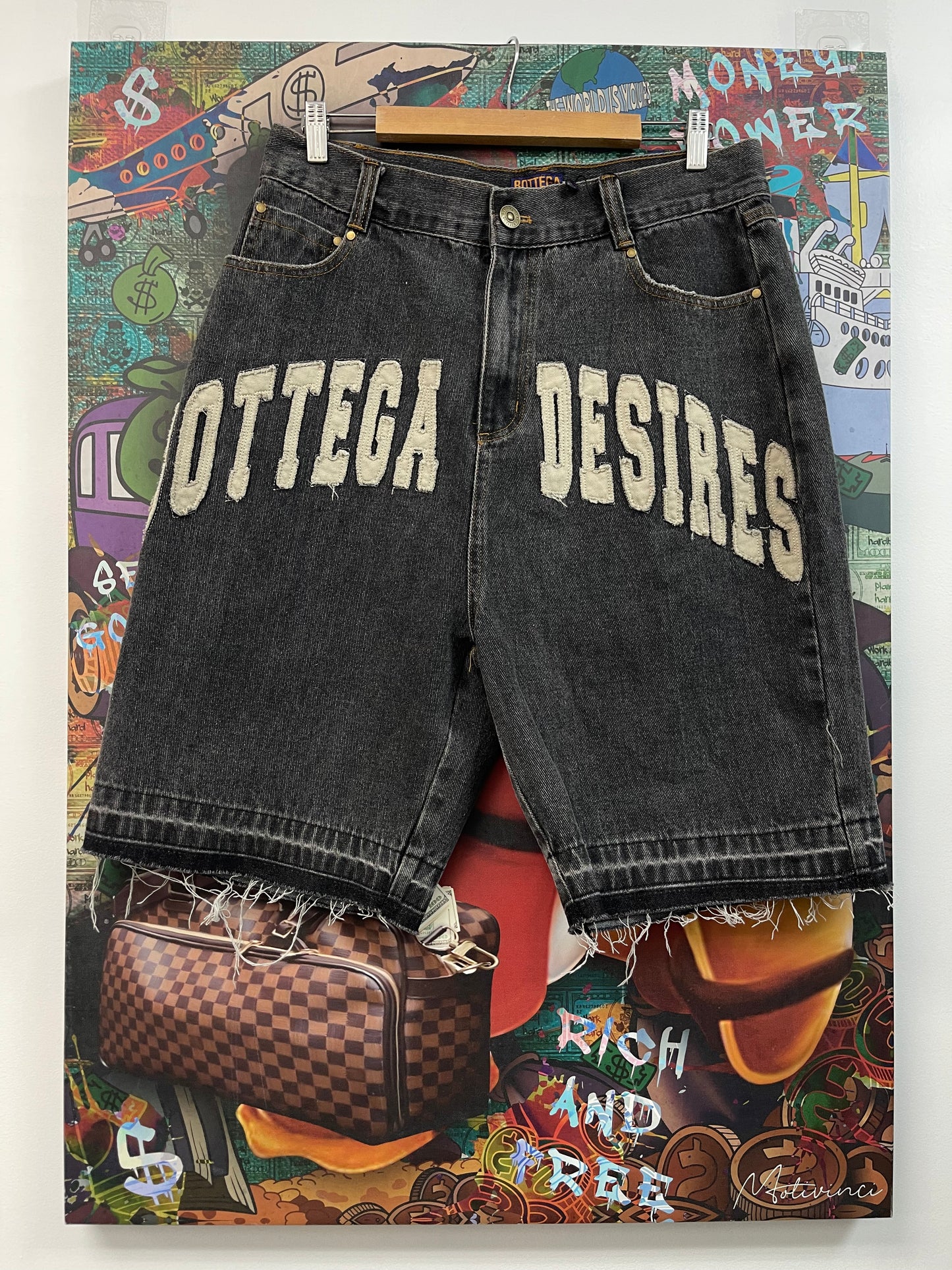 Bottega Desires Logo Grey Shorts