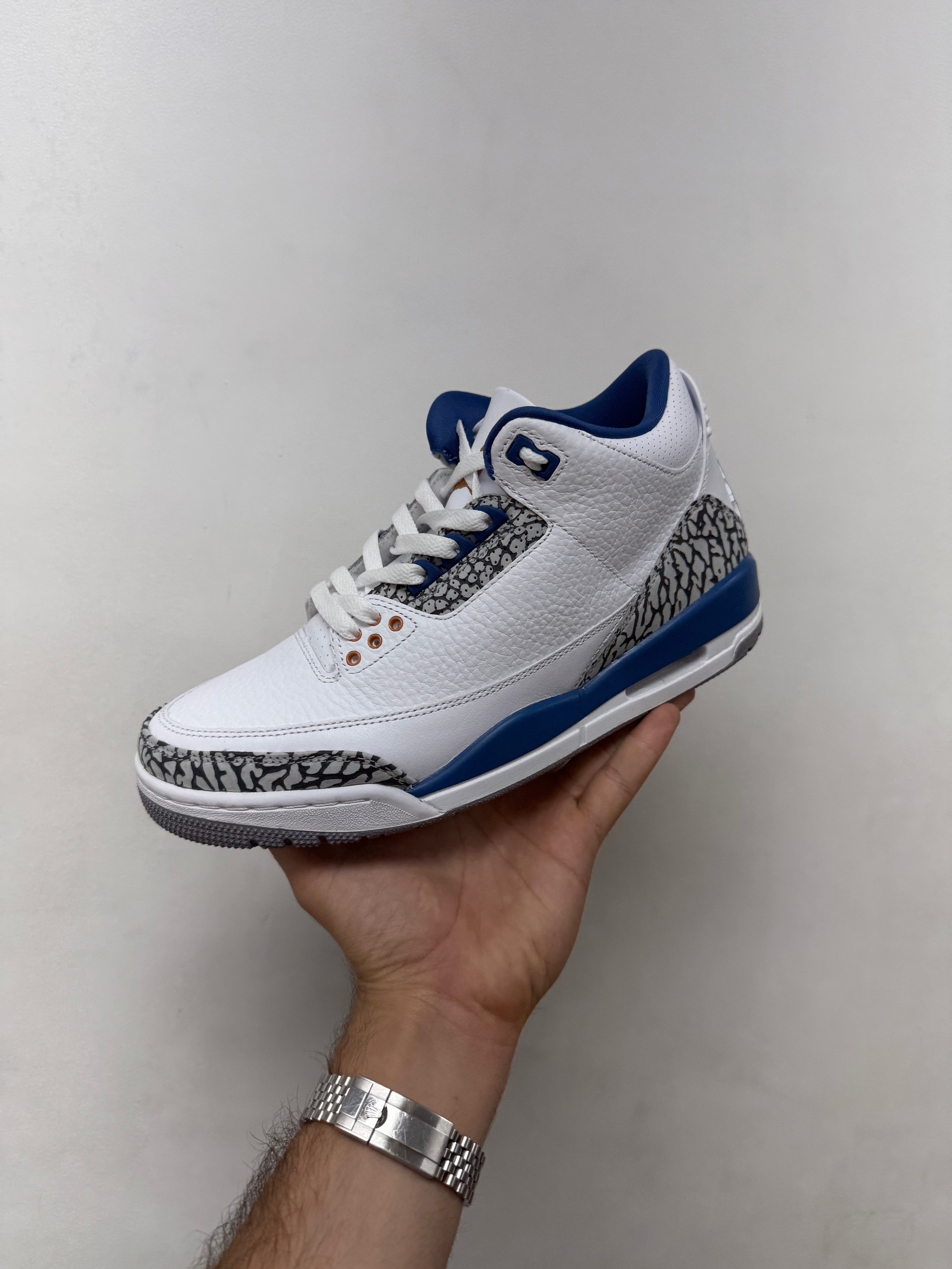 Jordan 3 Wizards Sneakers