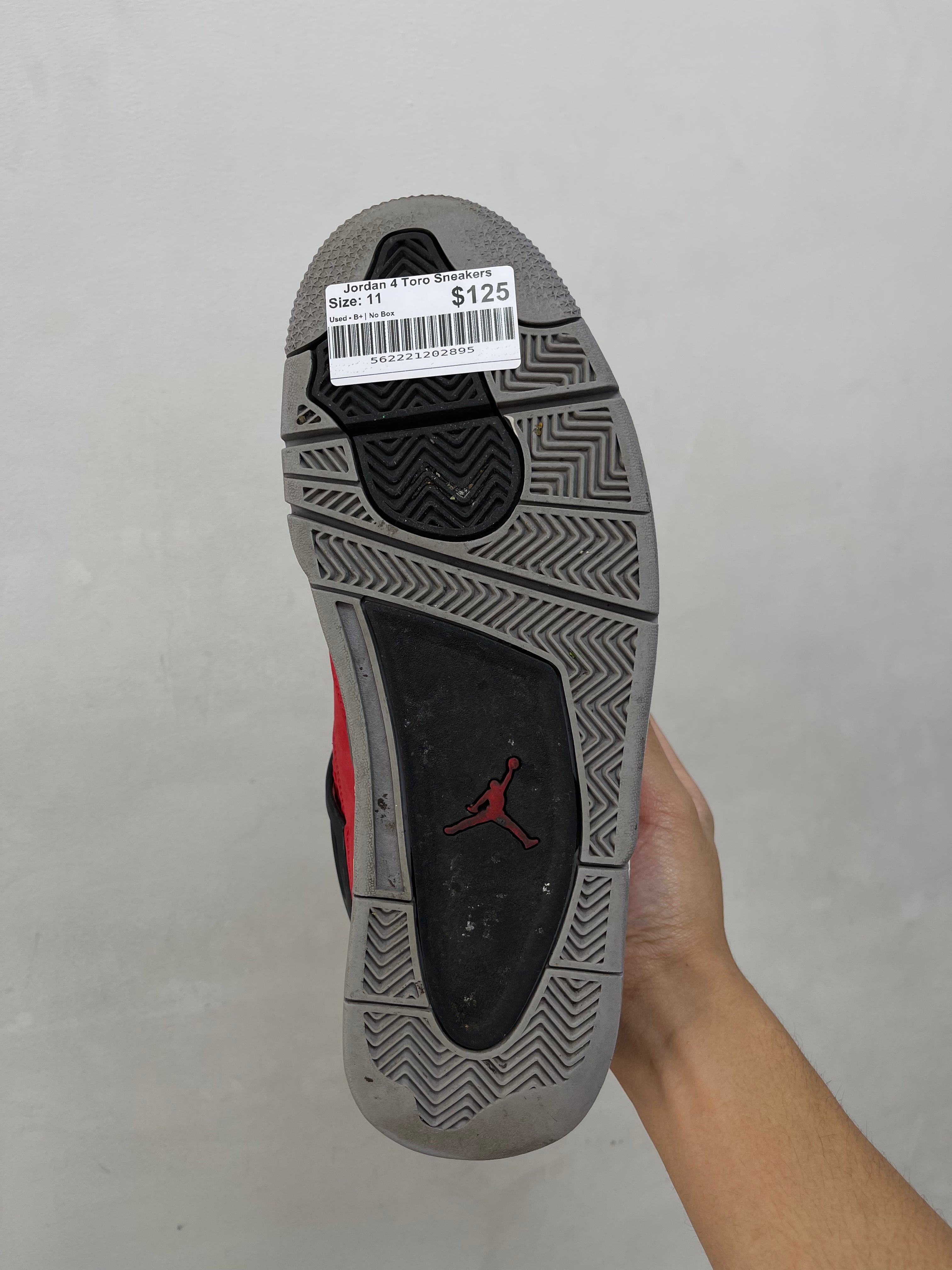 Jordan 4 Toro Sneakers