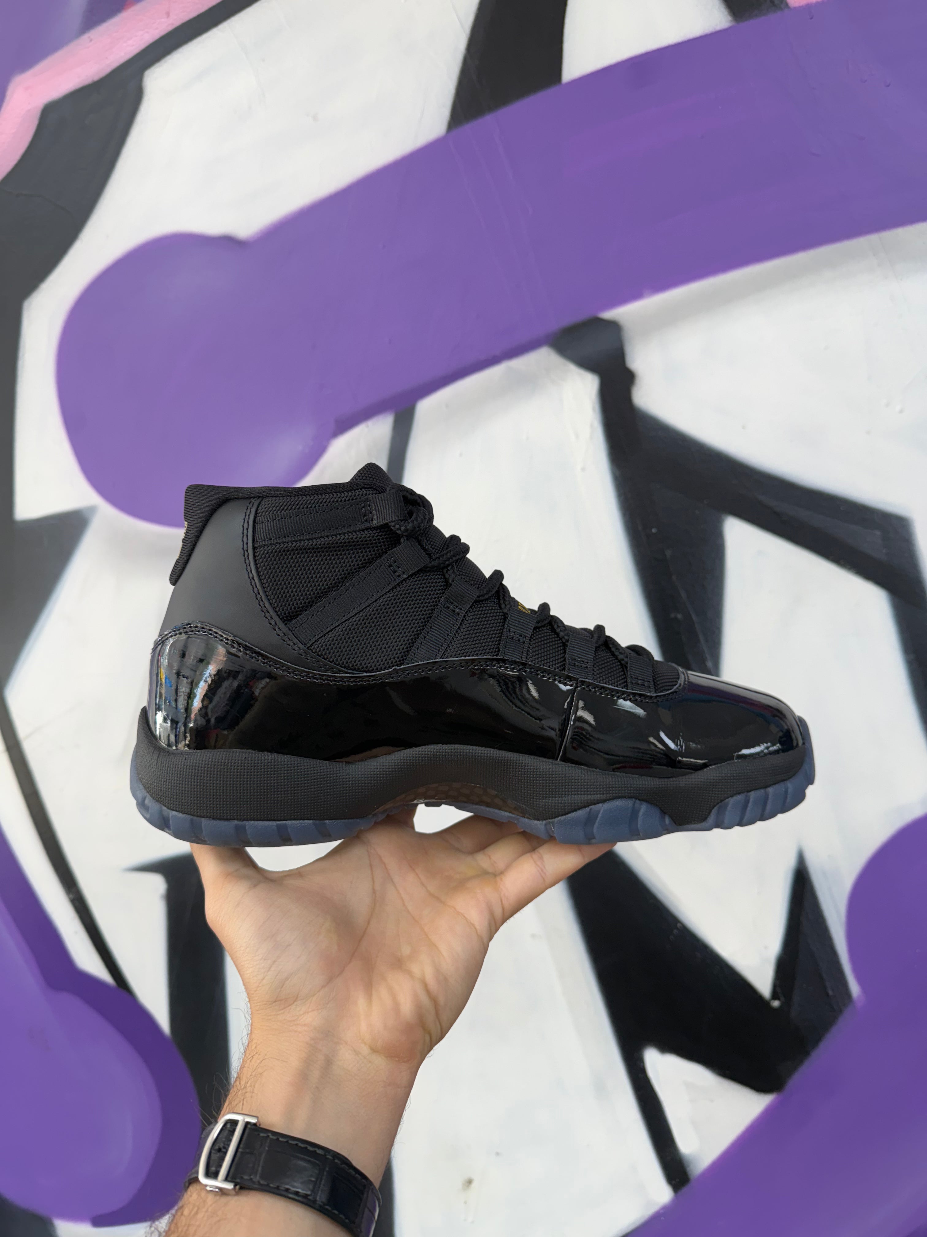Jordan 11 Gamma Sneakers