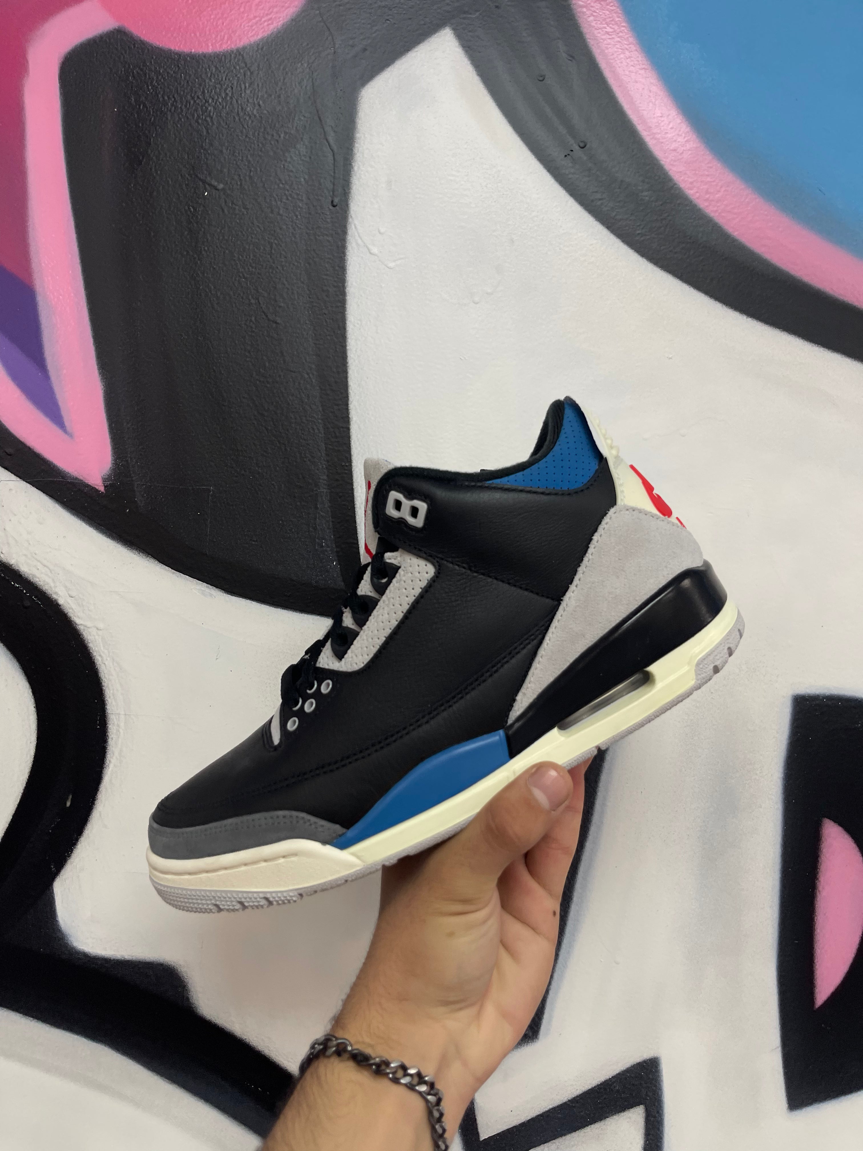 Jordan 3 Rare Air Sneakers
