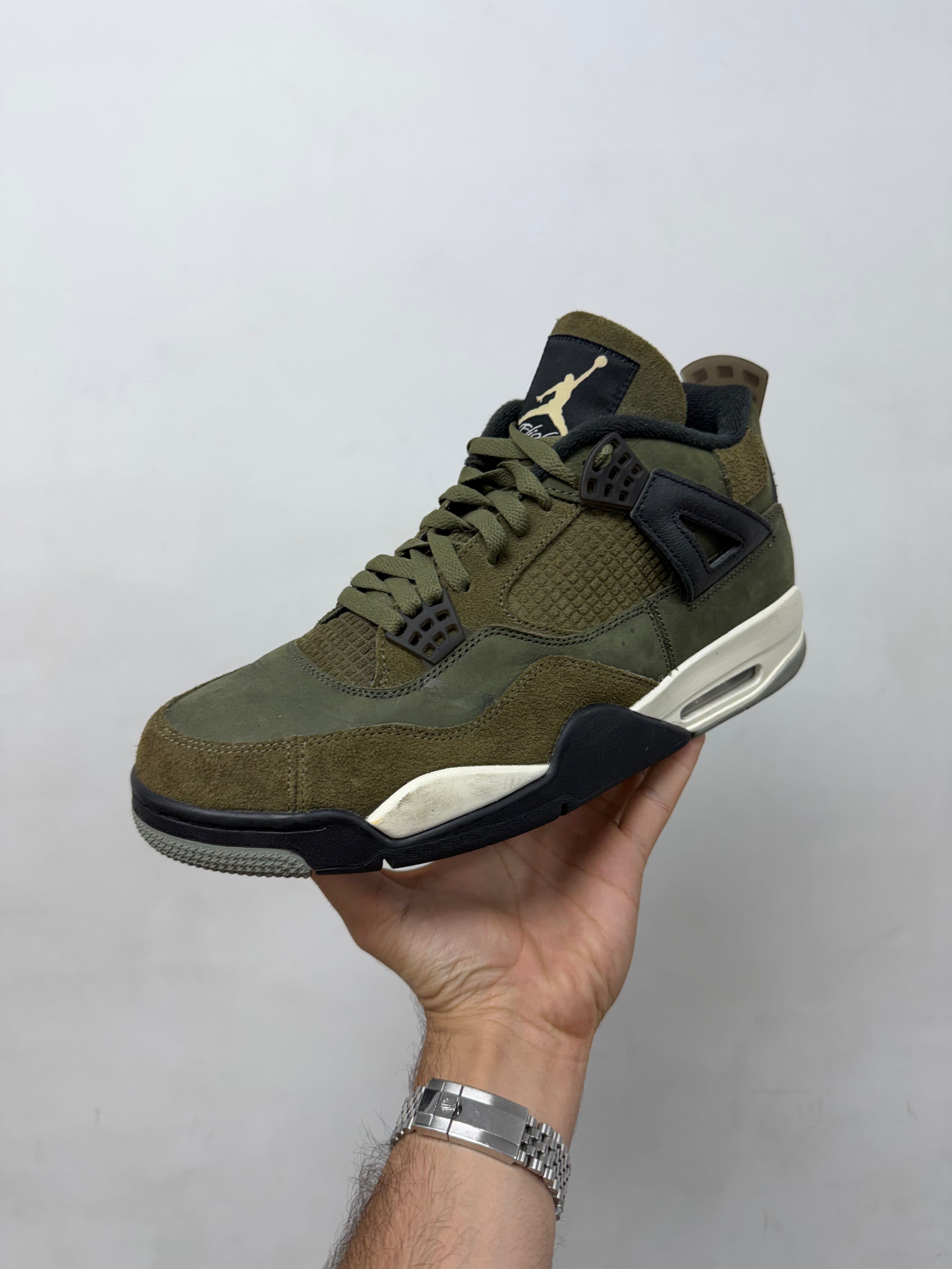 Jordan 4 Medium Olive Sneakers
