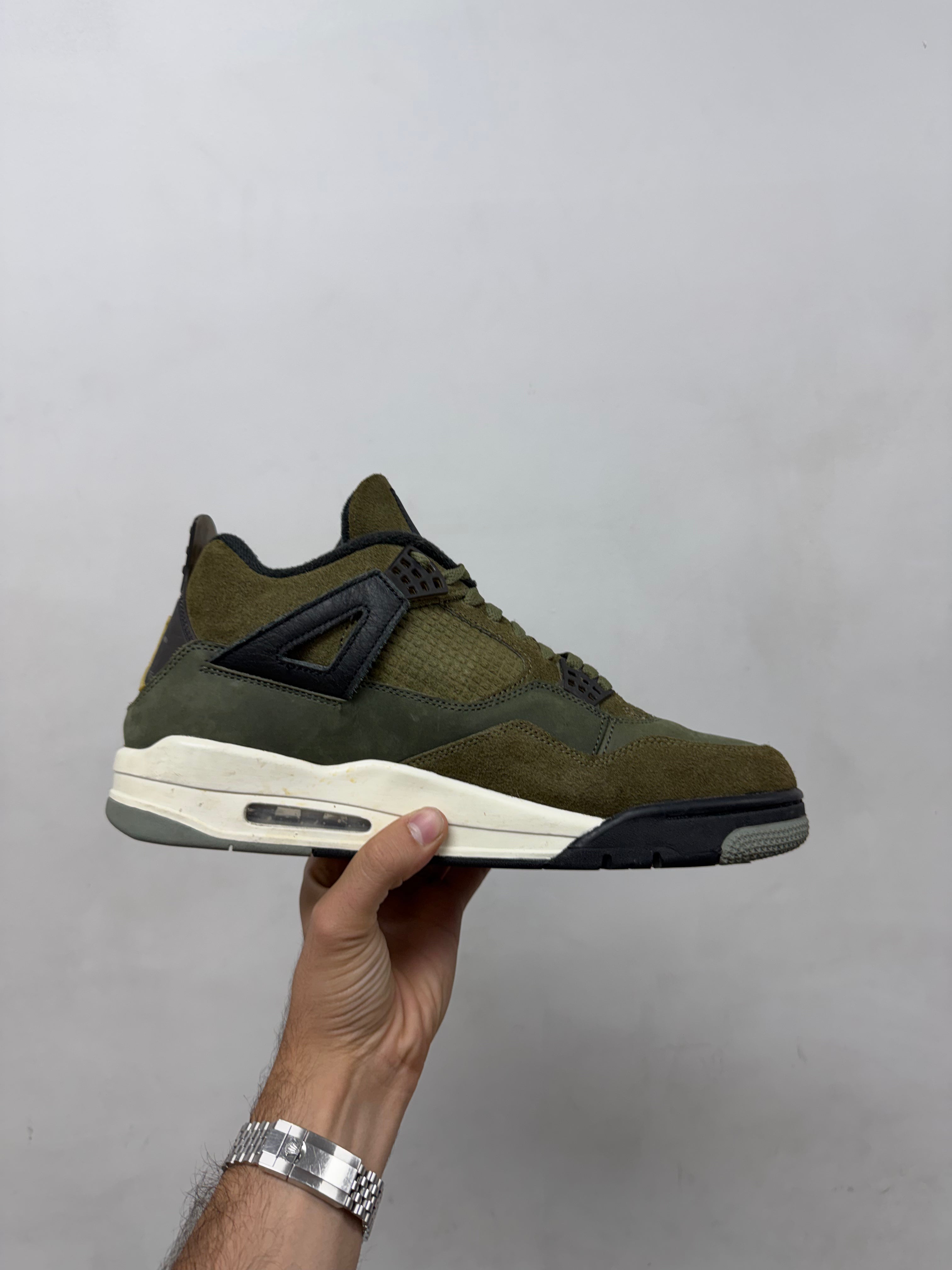 Jordan 4 Medium Olive Sneakers
