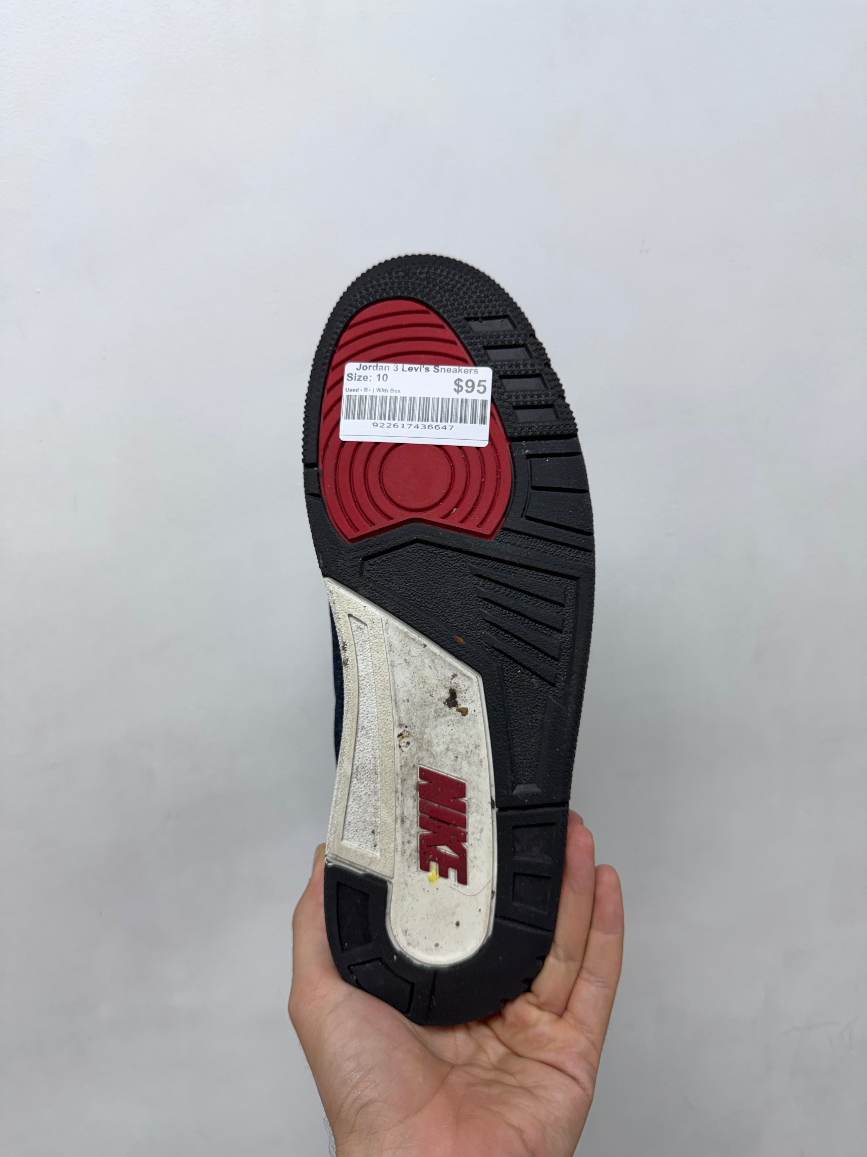 Jordan 3 Levi's Sneakers