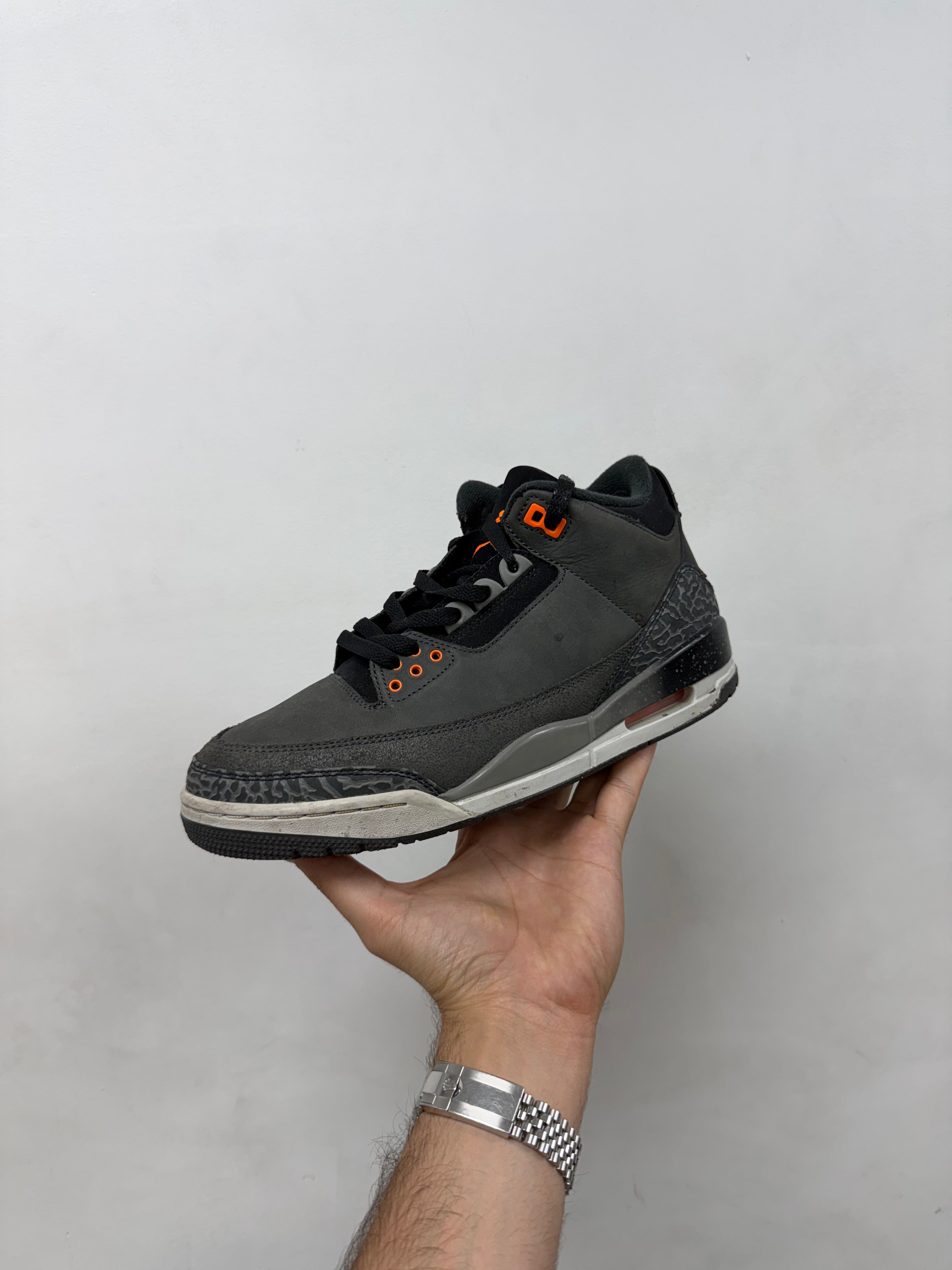 Jordan 3 Fear Sneakers