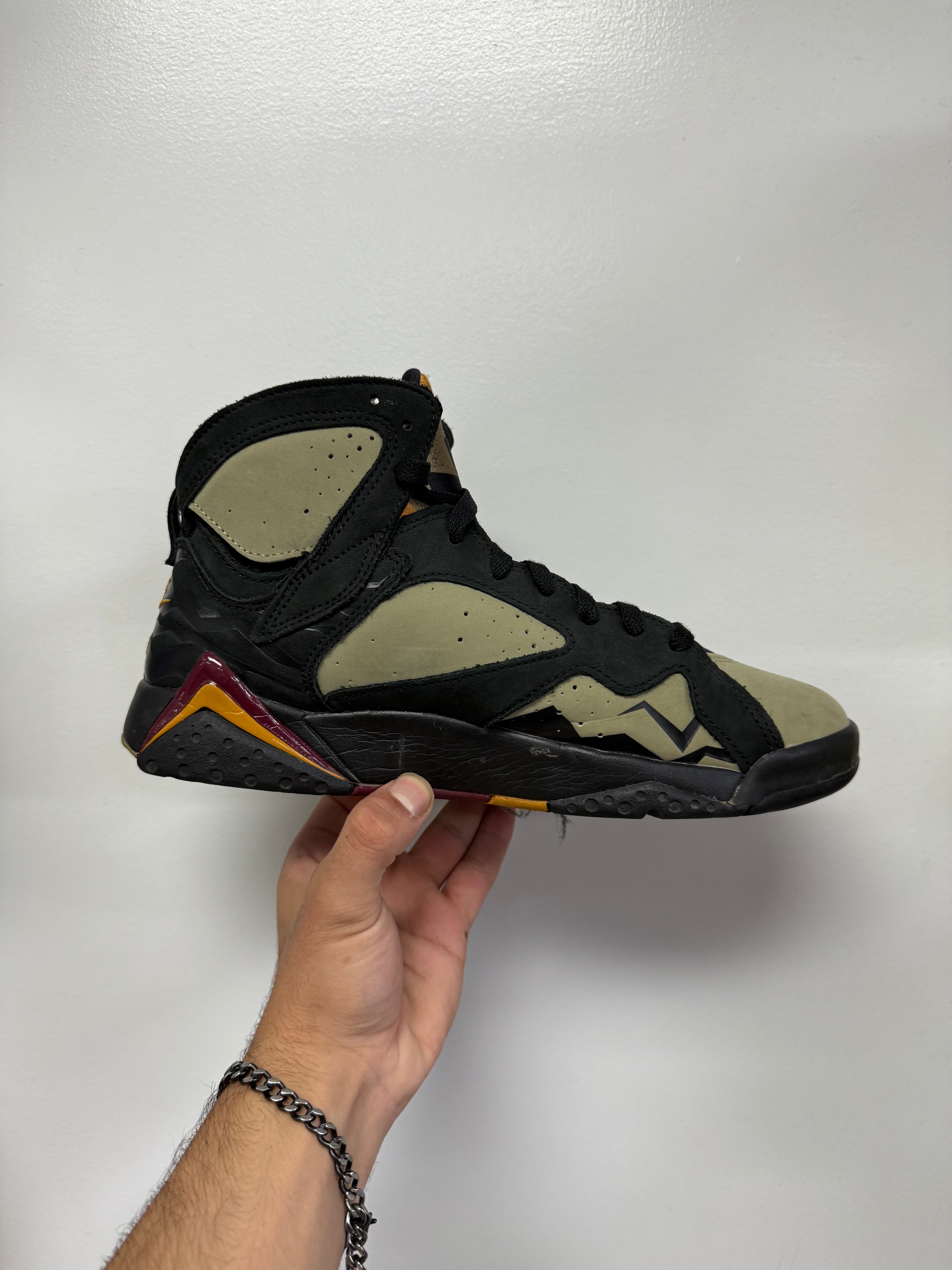 Jordan 7 Patta Olive Sneakers