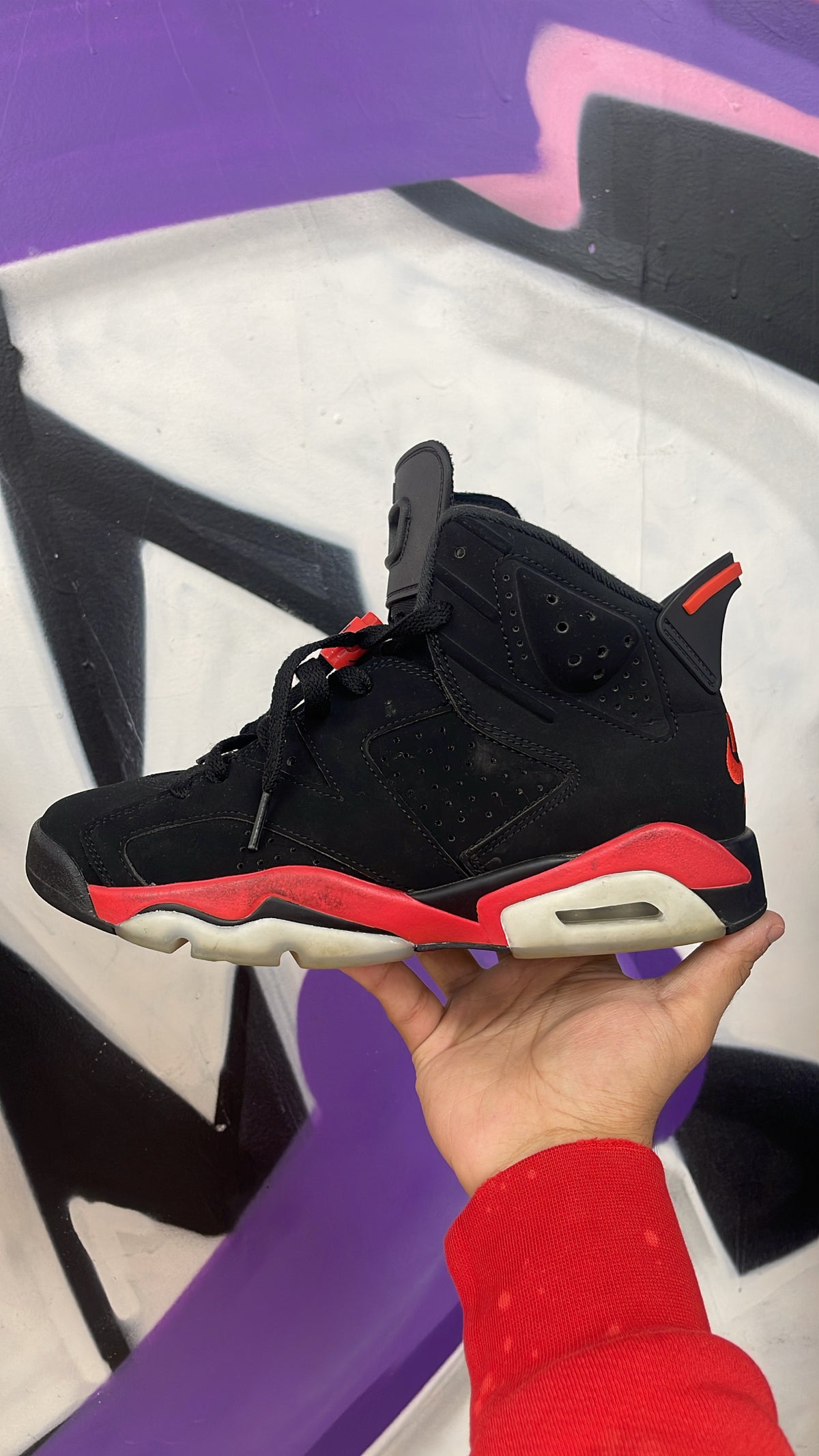 Jordan 6 Infrared Salesman Sneakers