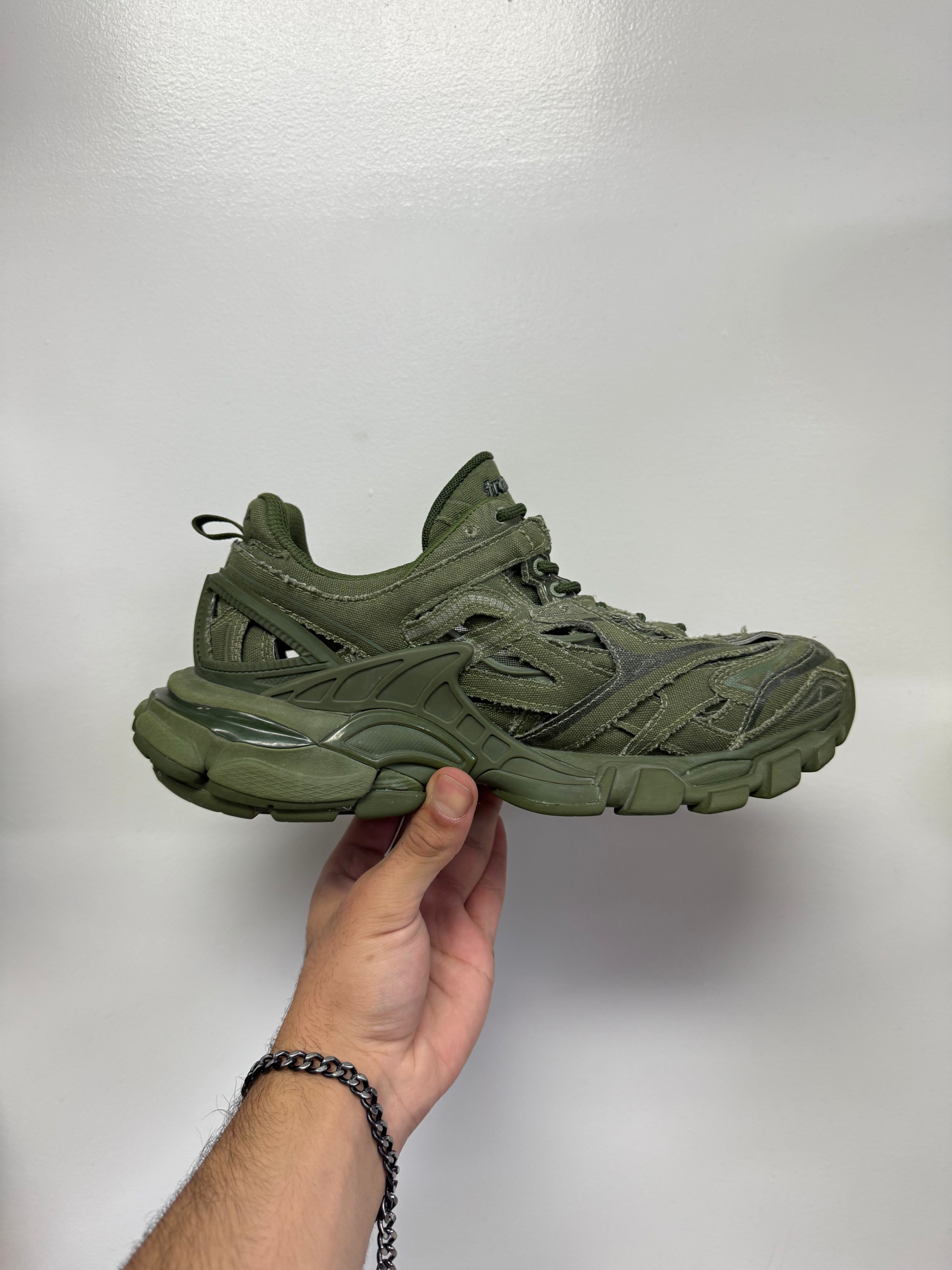 Balenciaga Green Kahki Track 2 New 39 With Box