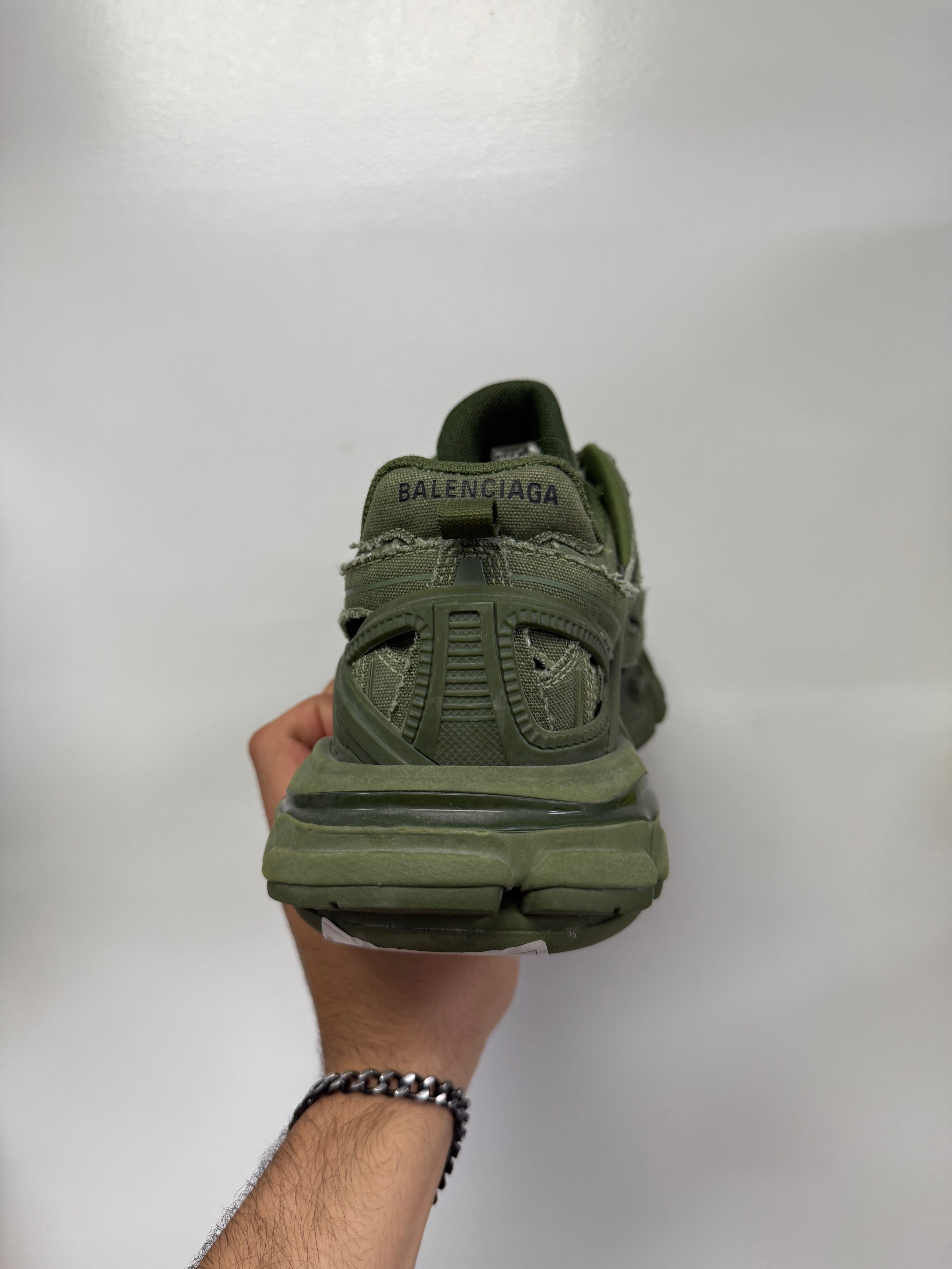 Balenciaga Green Kahki Track 2 New 39 With Box