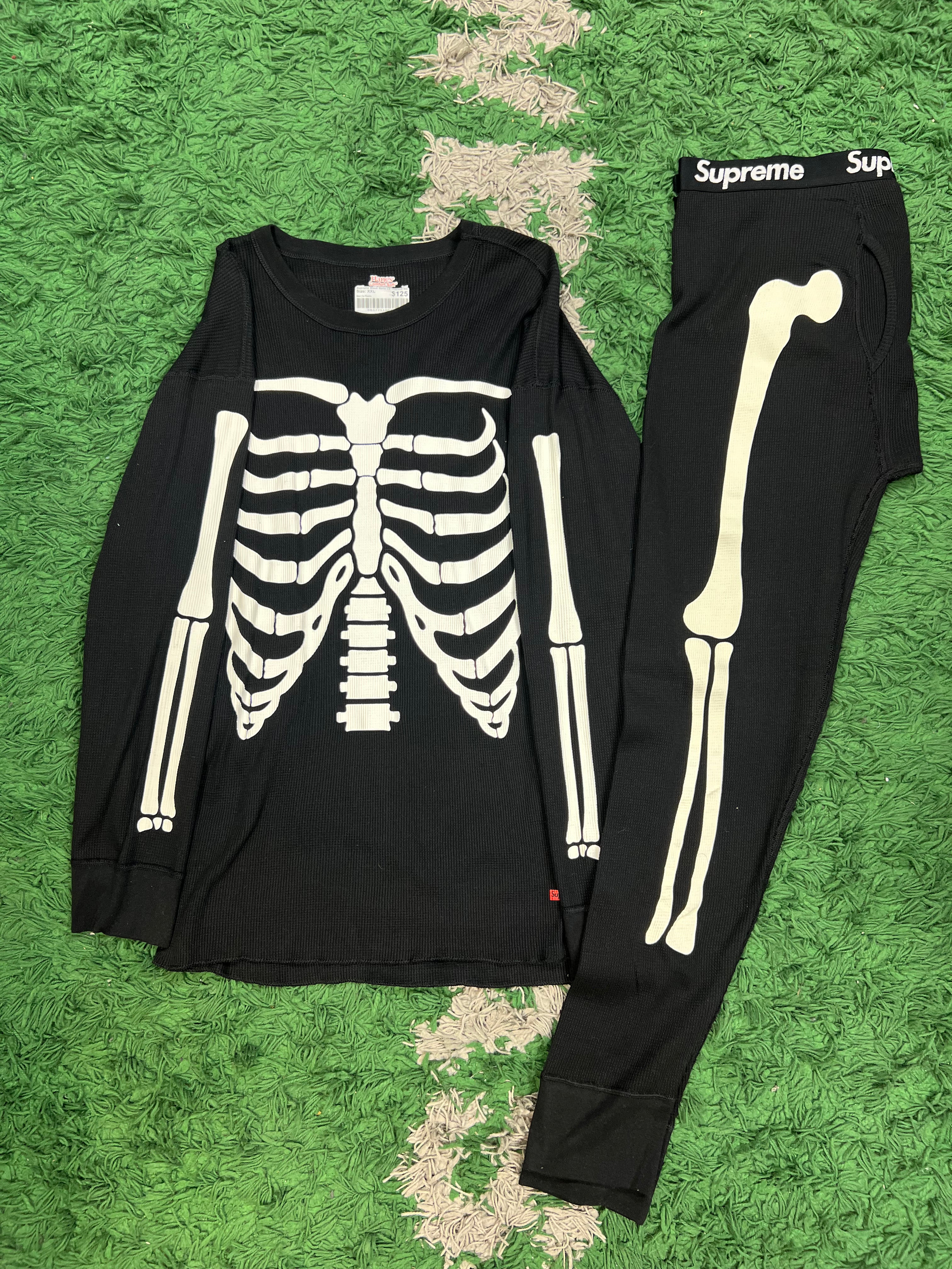 Supreme Black Bone LS Thermal Set