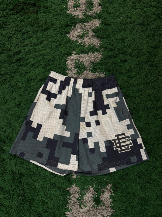 Eric Emanuel Digi Camo Sports White Grey Used
