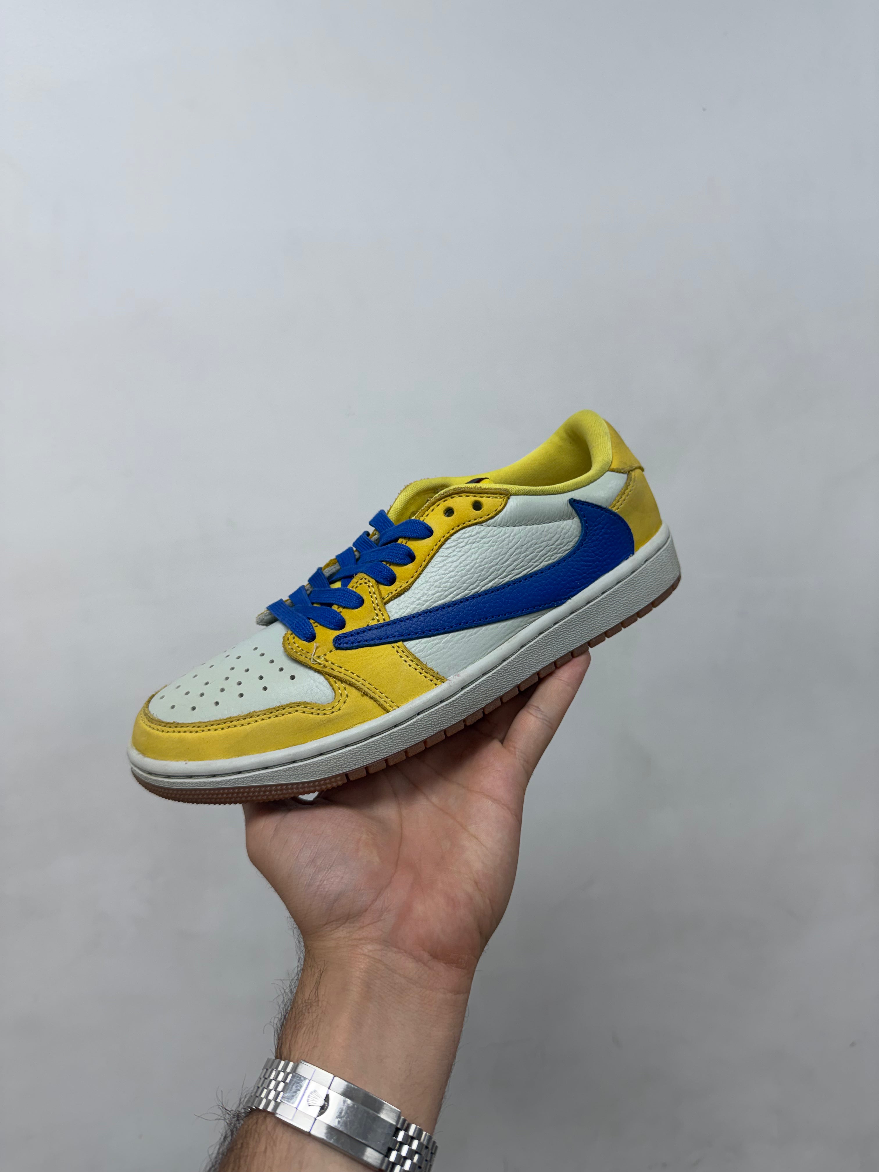 Jordan 1 Low Travis Scott Canary Sneakers