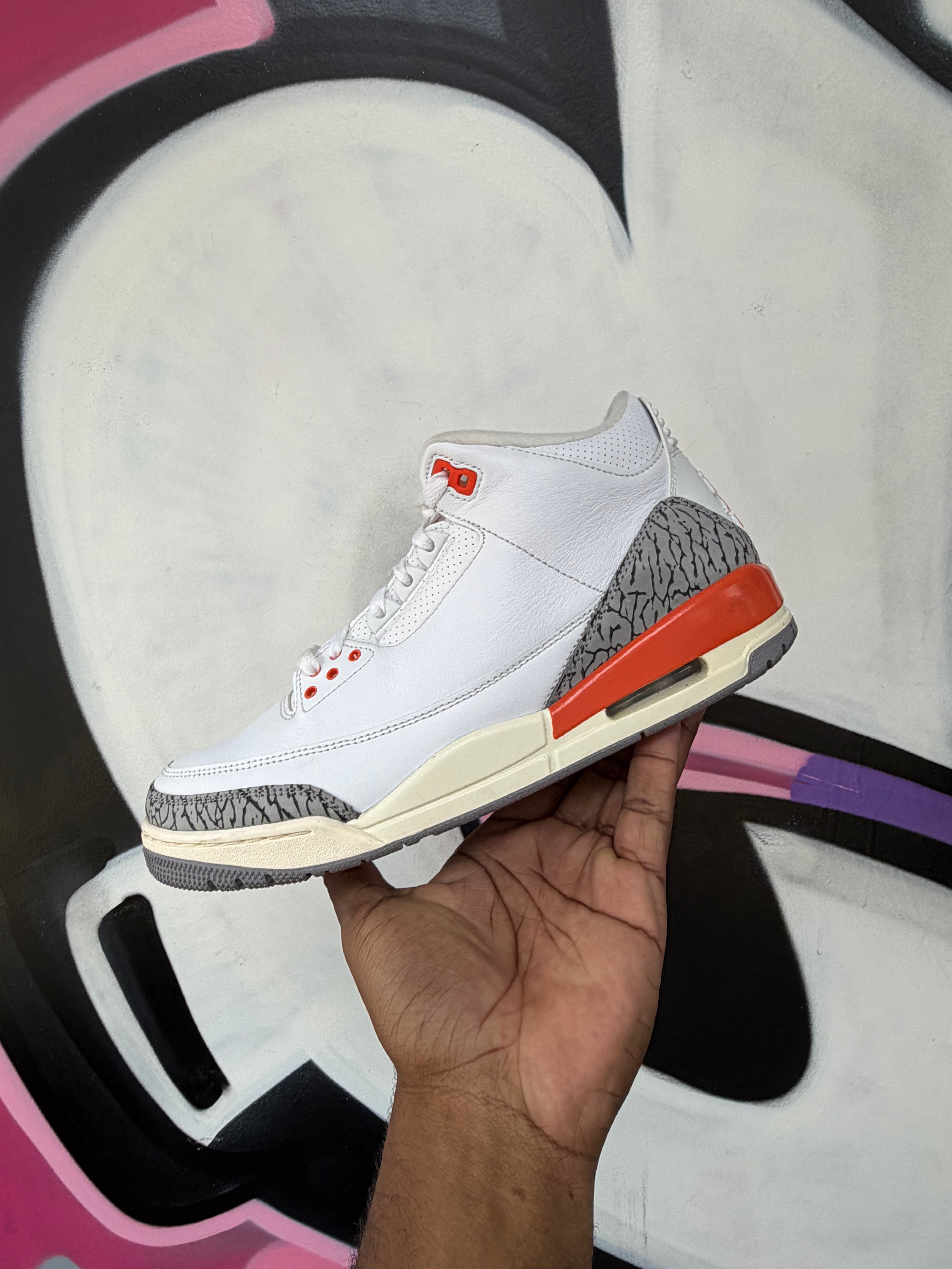 Jordan 3 Georgia Peach Sneakers