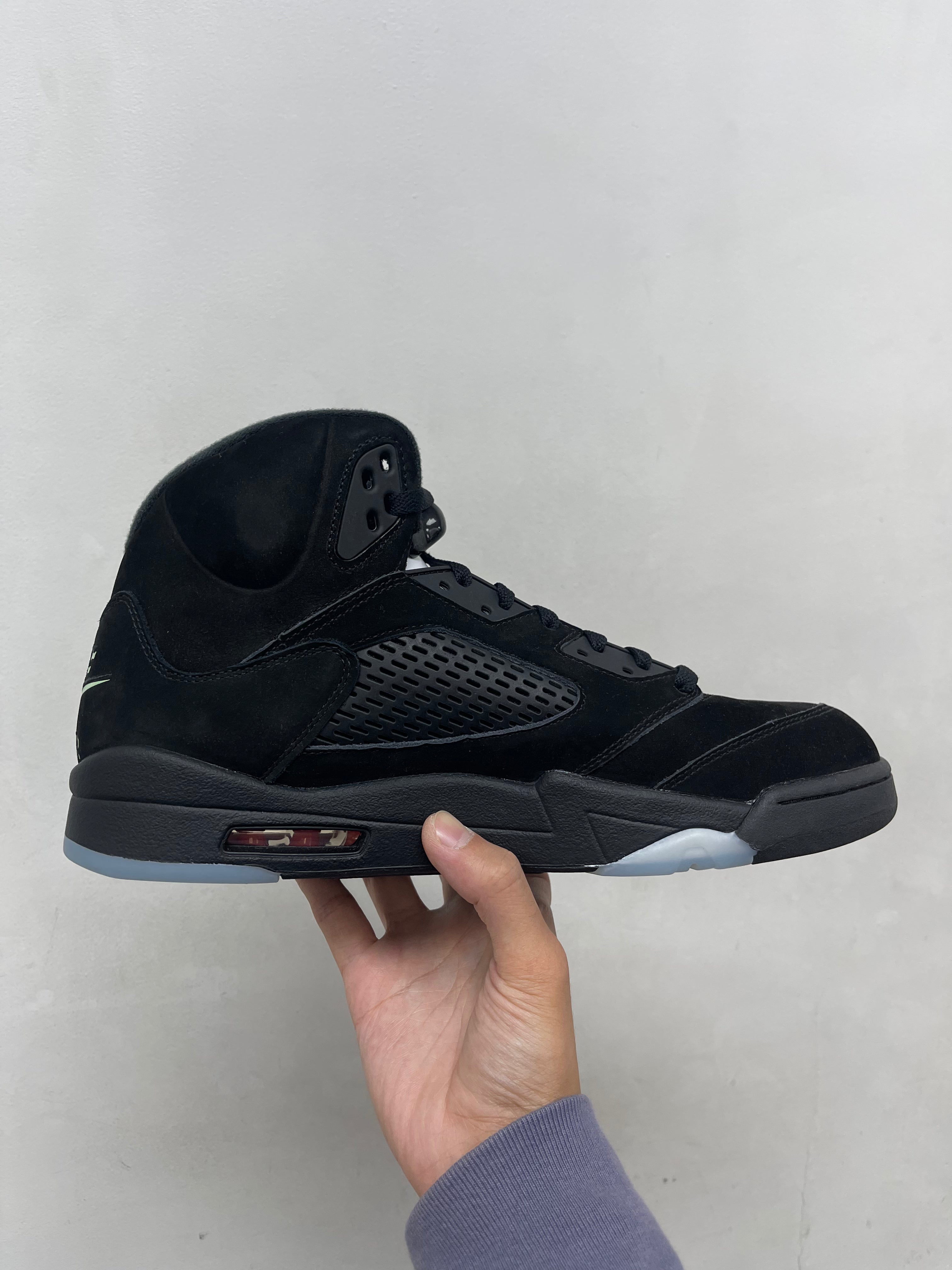 Jordan 5 Halloween Sneakers