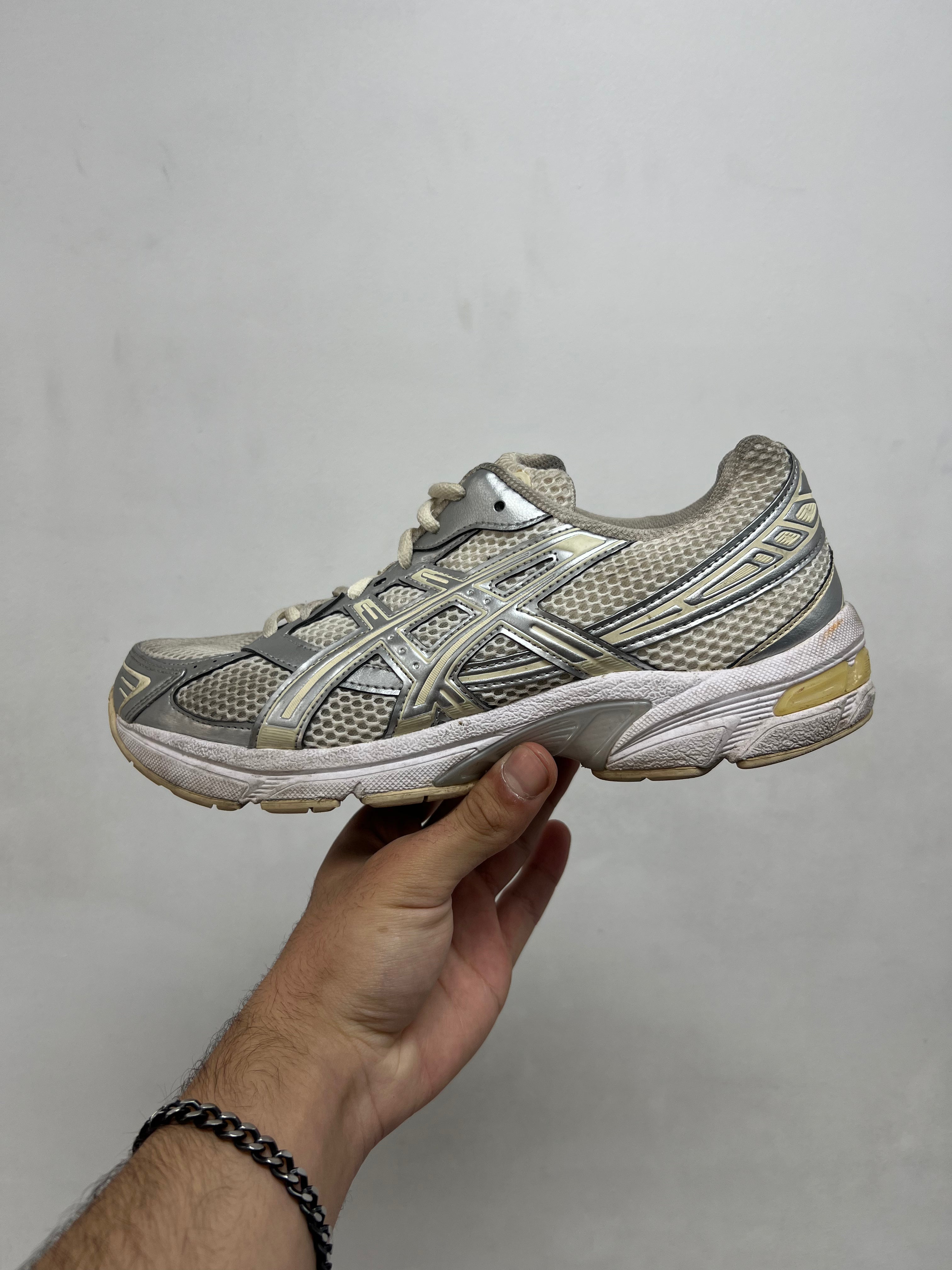 ASICS Gel-1130 Cream Sneakers
