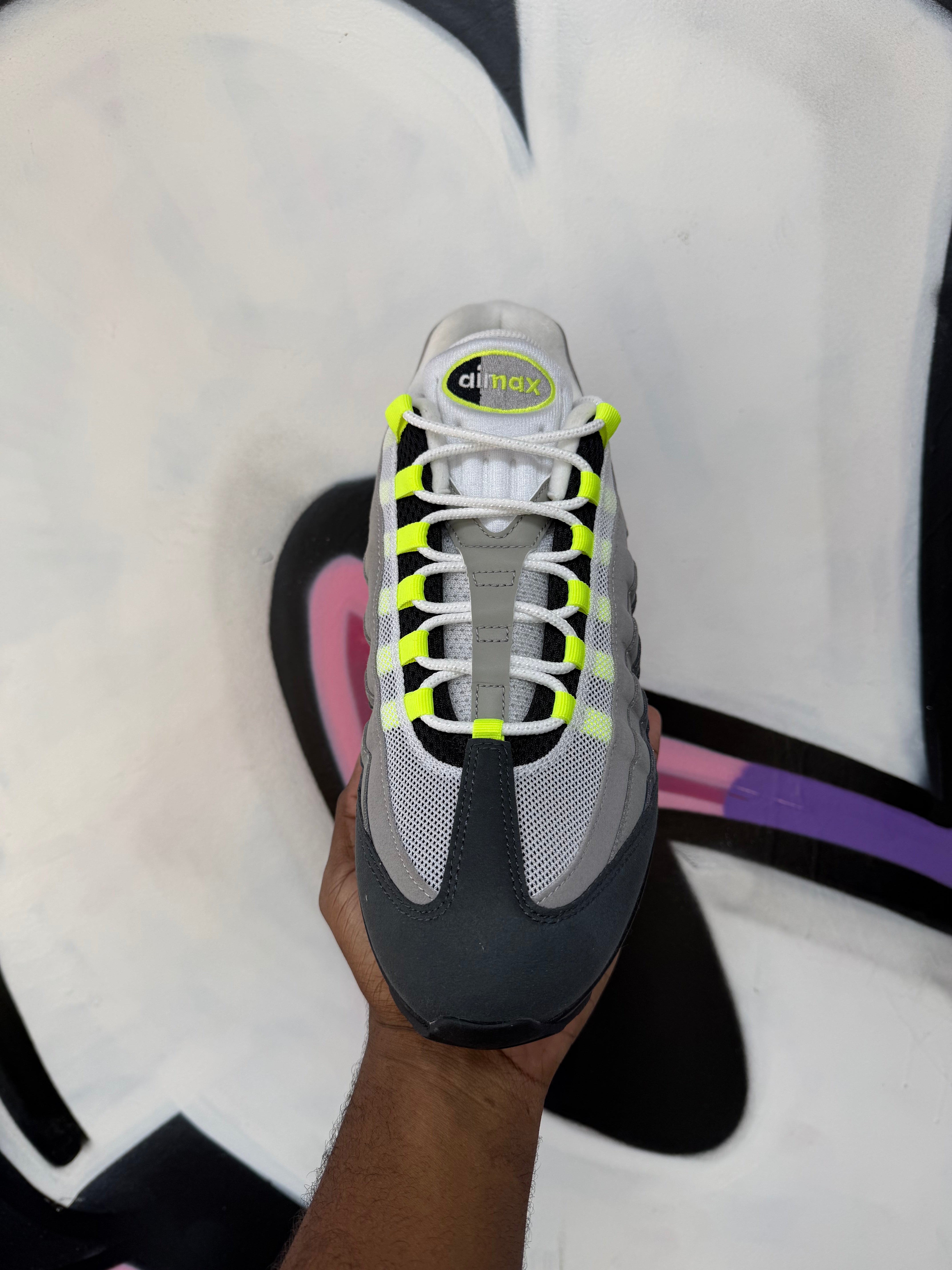 Nike AM95 Neon Sneakers