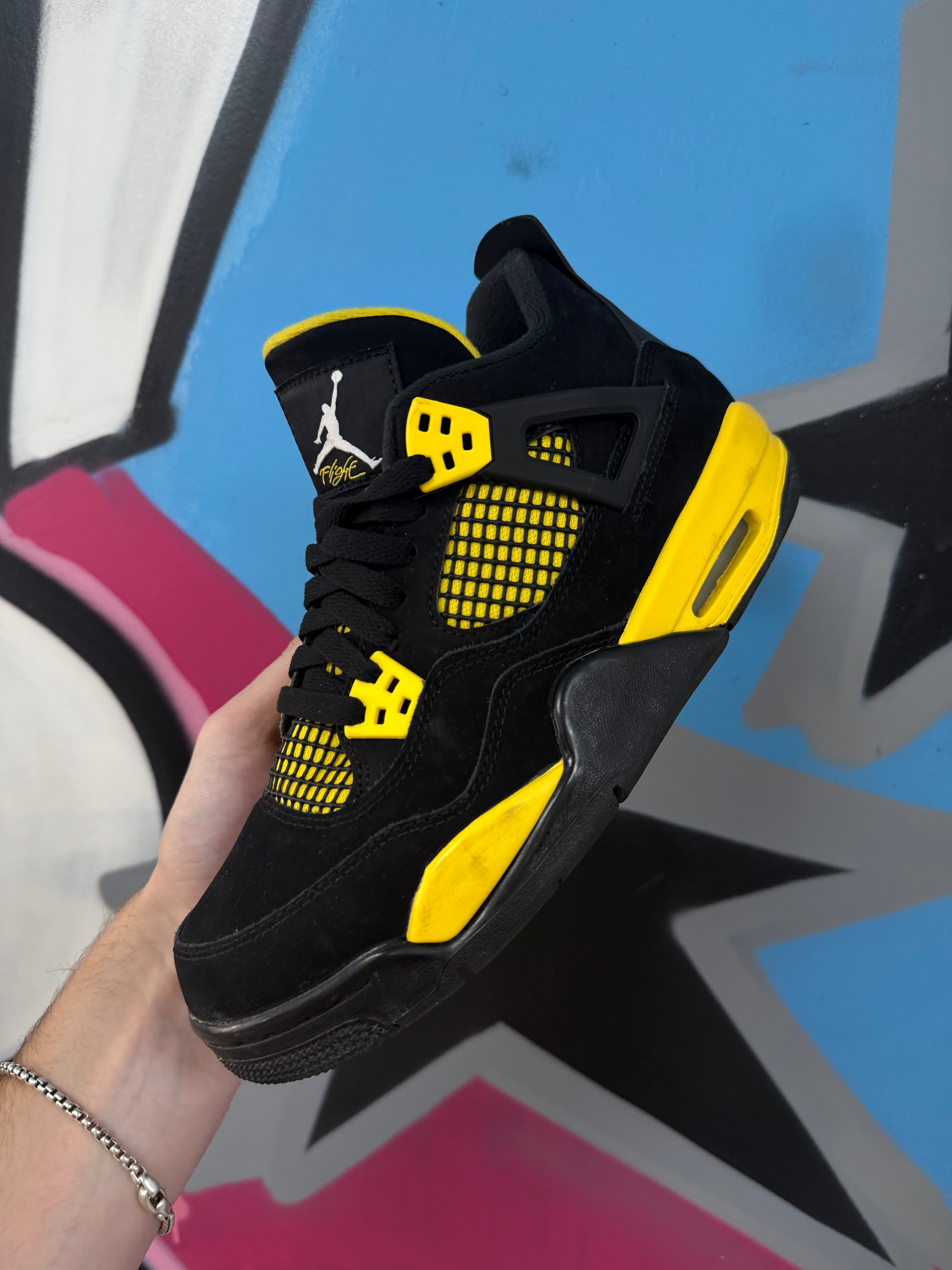 Nike Jordan 4 Yellow Thunder Sneakers