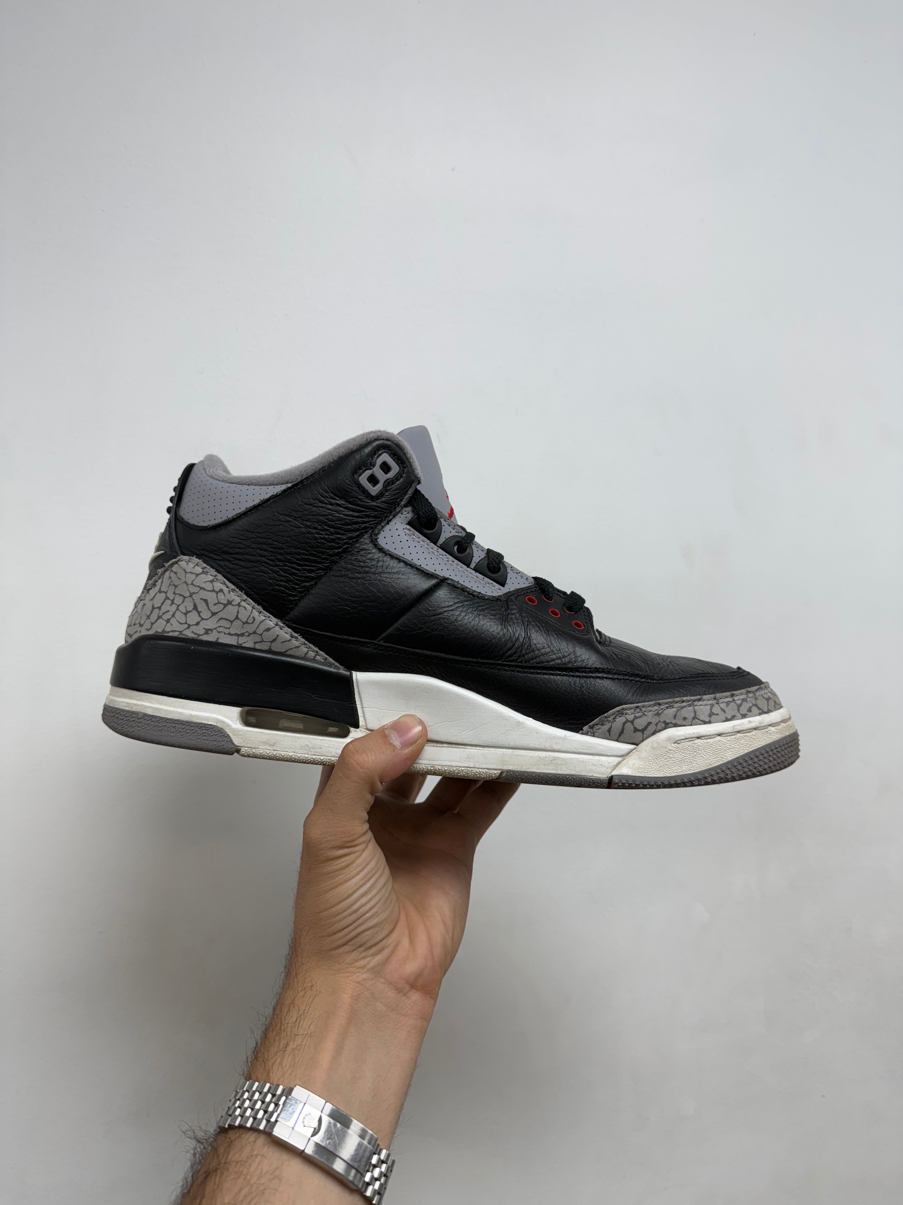 Jordan 3 Black Cement Sneakers