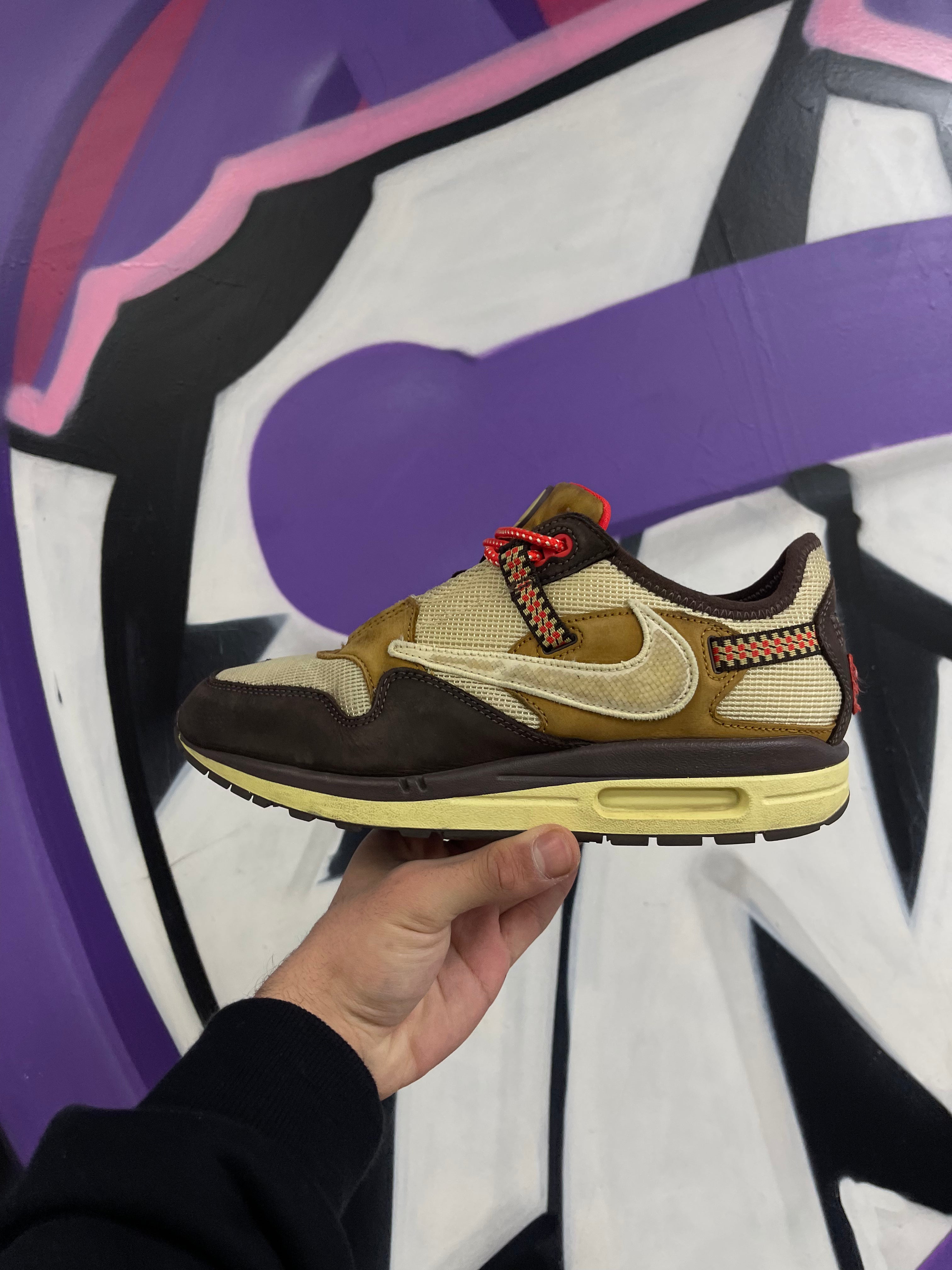 Nike AM1 Cactus Jack Brown Sneakers