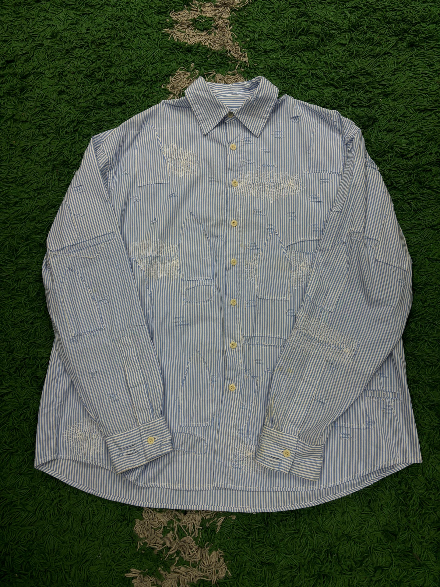 WDW Button Down Embrodded  Used Large N/A