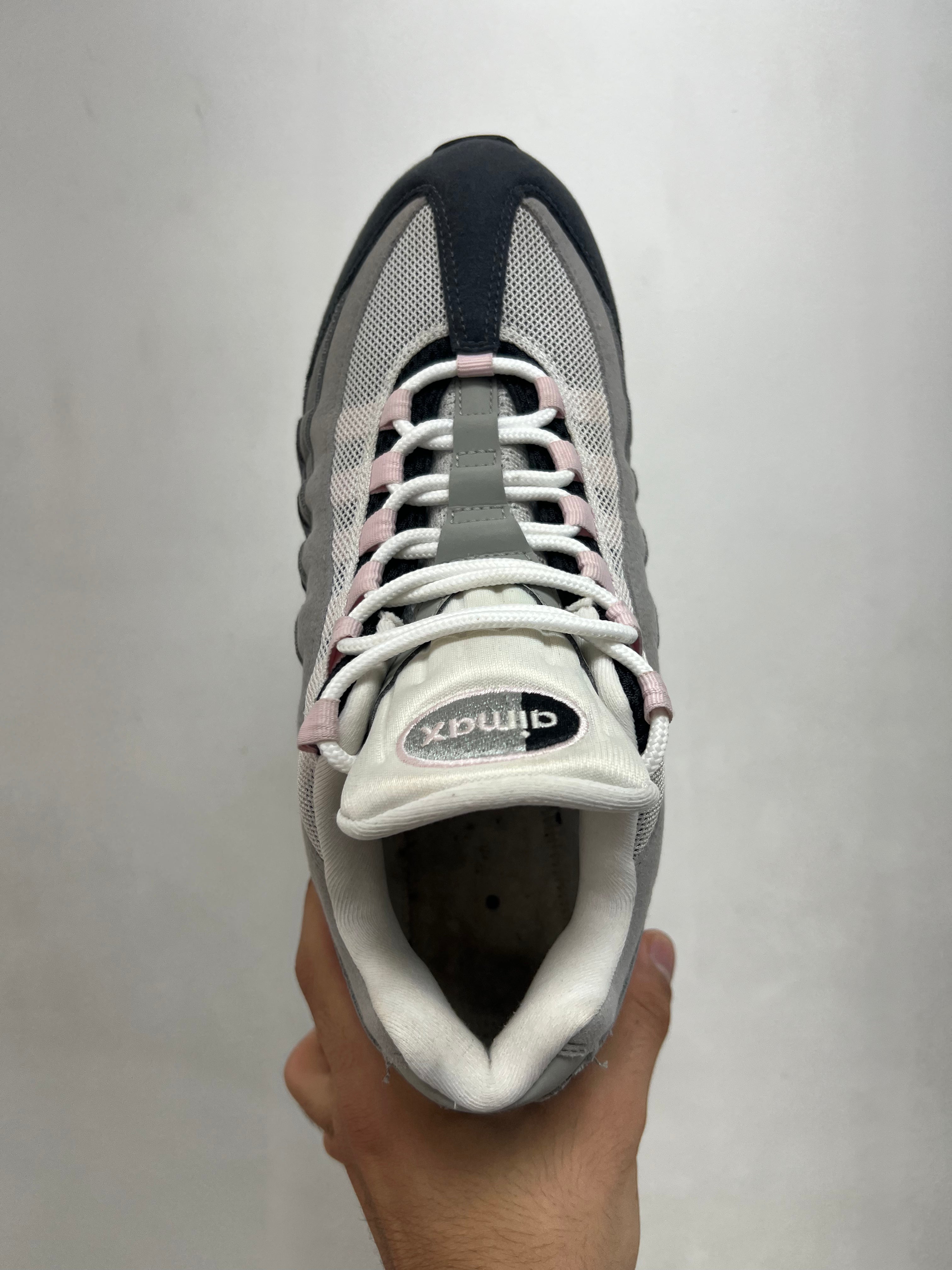 Nike AM95 Soft Pink Sneakers