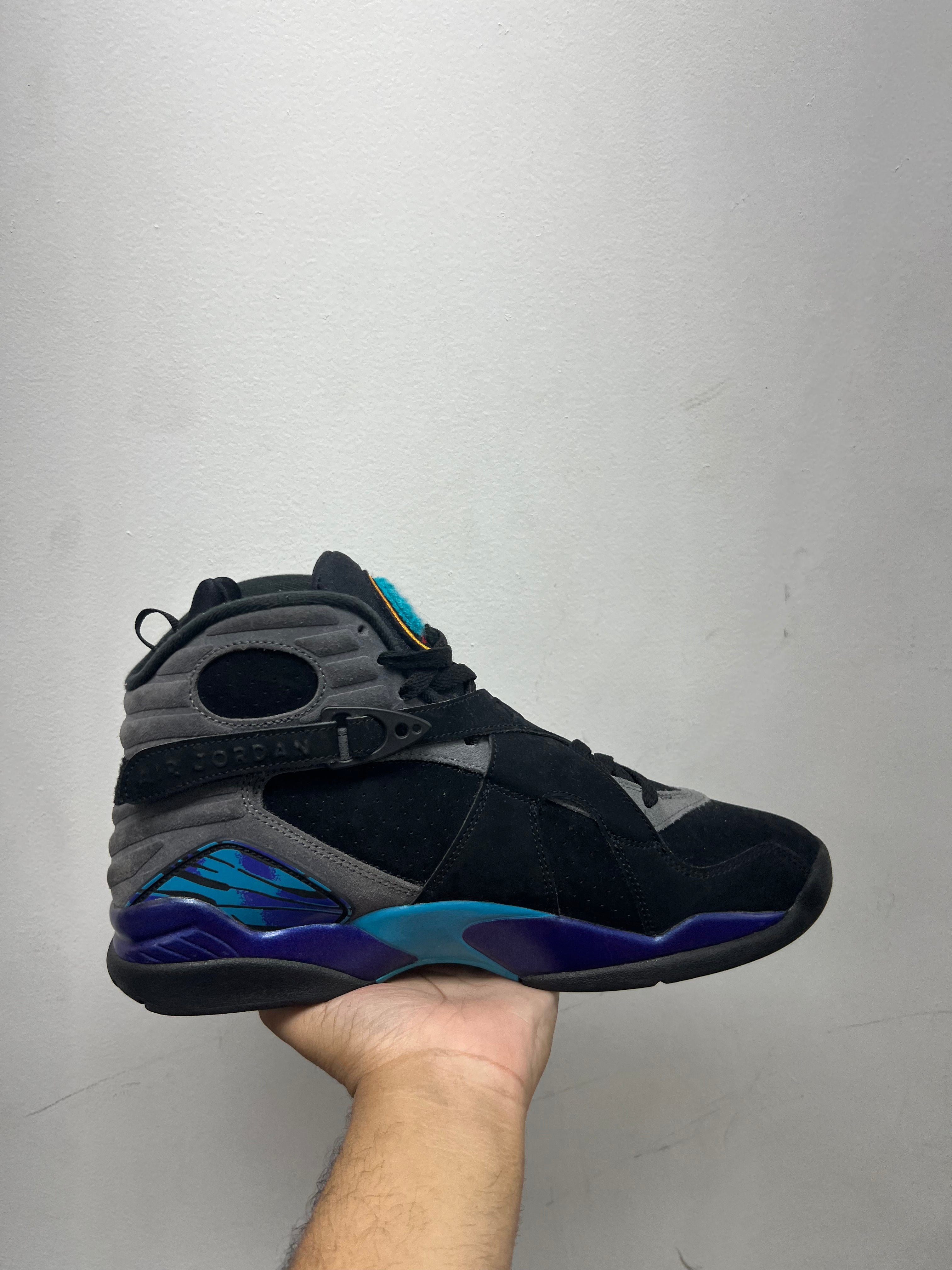 Jordan 8 Aqua Sneakers