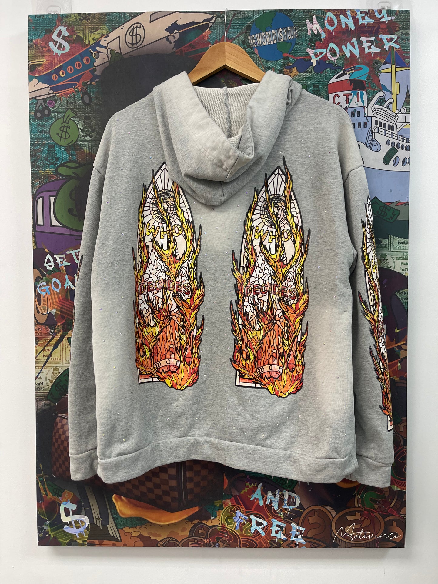 WDW Chalice Rhinestone Hoodie Tan  Used Large N/A