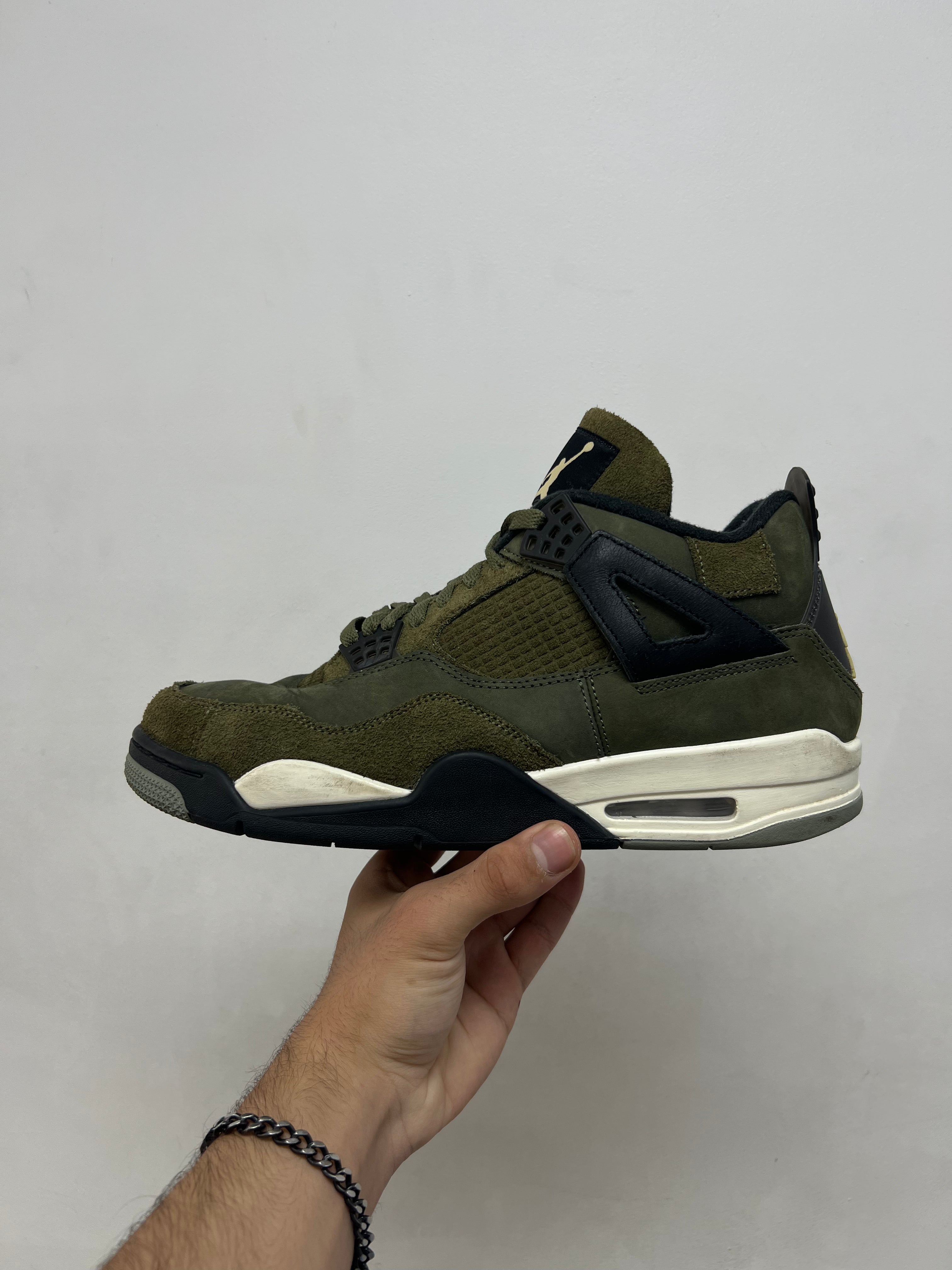 Jordan 4 Medium Olive Sneakers