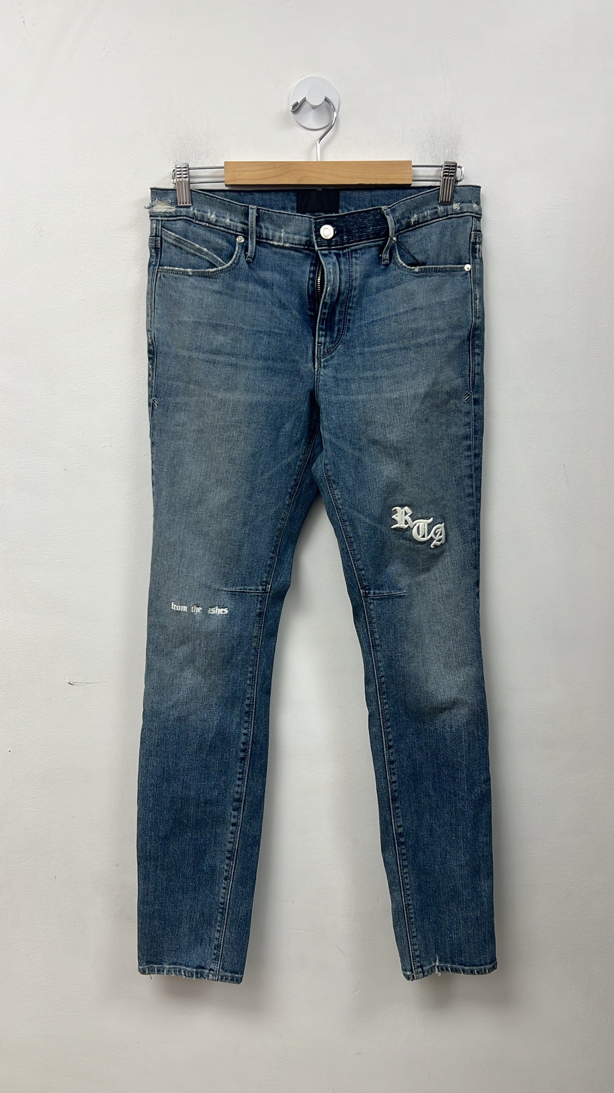 RTA Light Wash Sinners Jeans