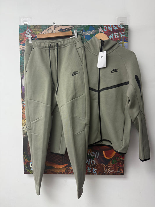 Nike Tech Sage Olive Sweatsuit