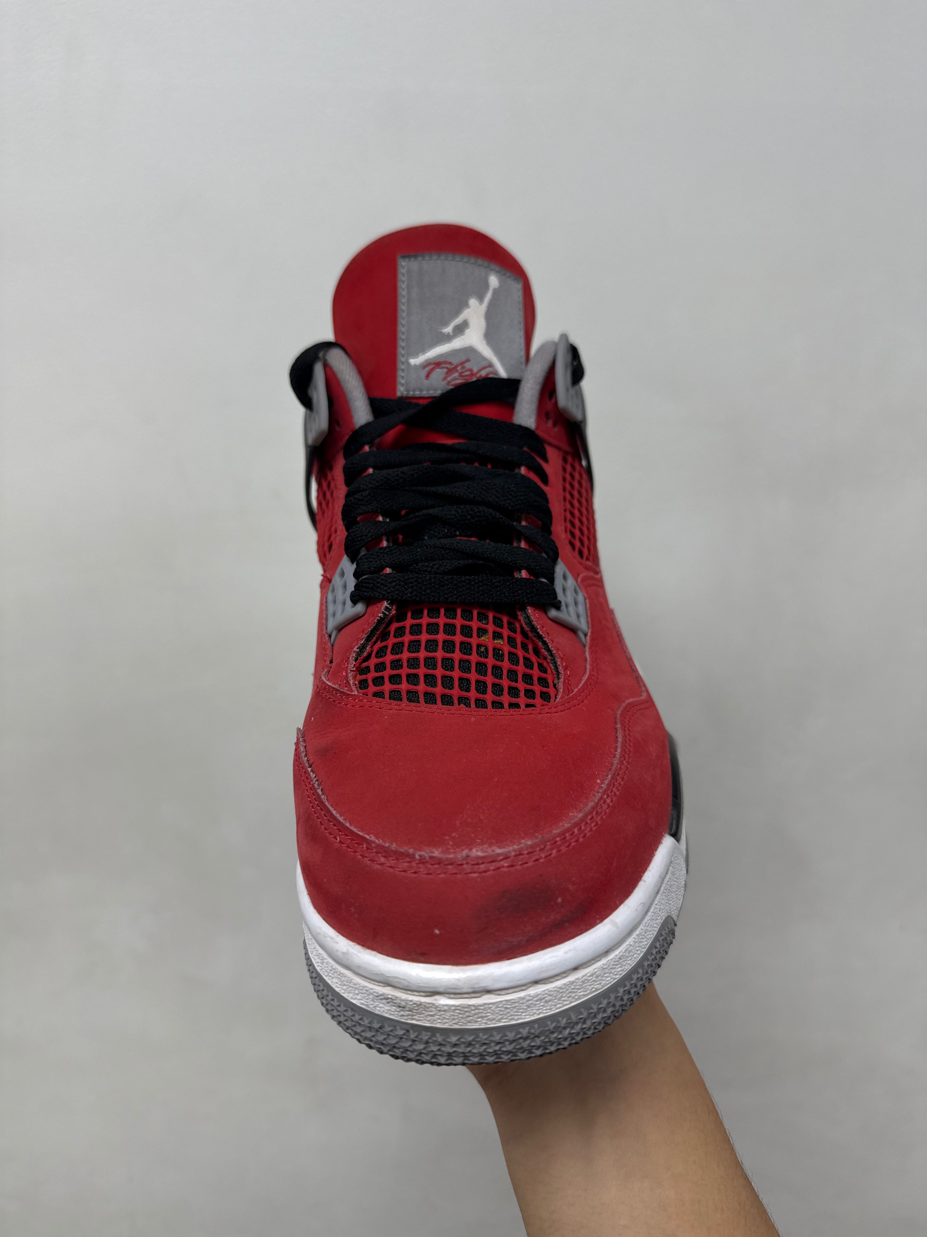 Jordan 4 Toro Sneakers